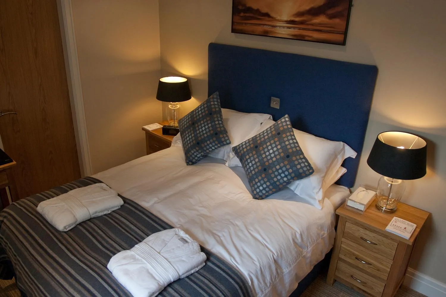 Bedroom, Bed in Langtrys