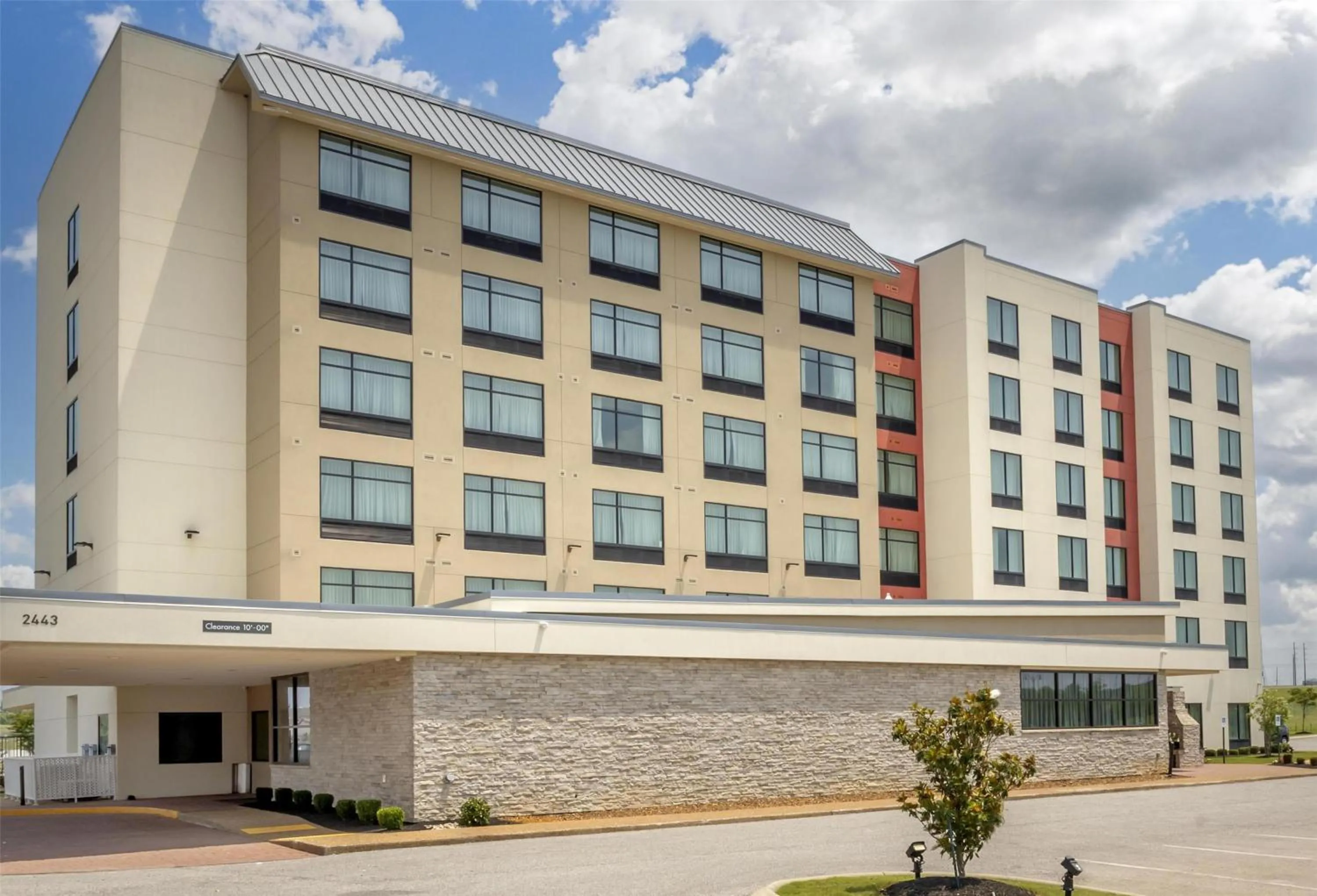 Property building in Best Western Plus Executive Residency Jackson Northeast