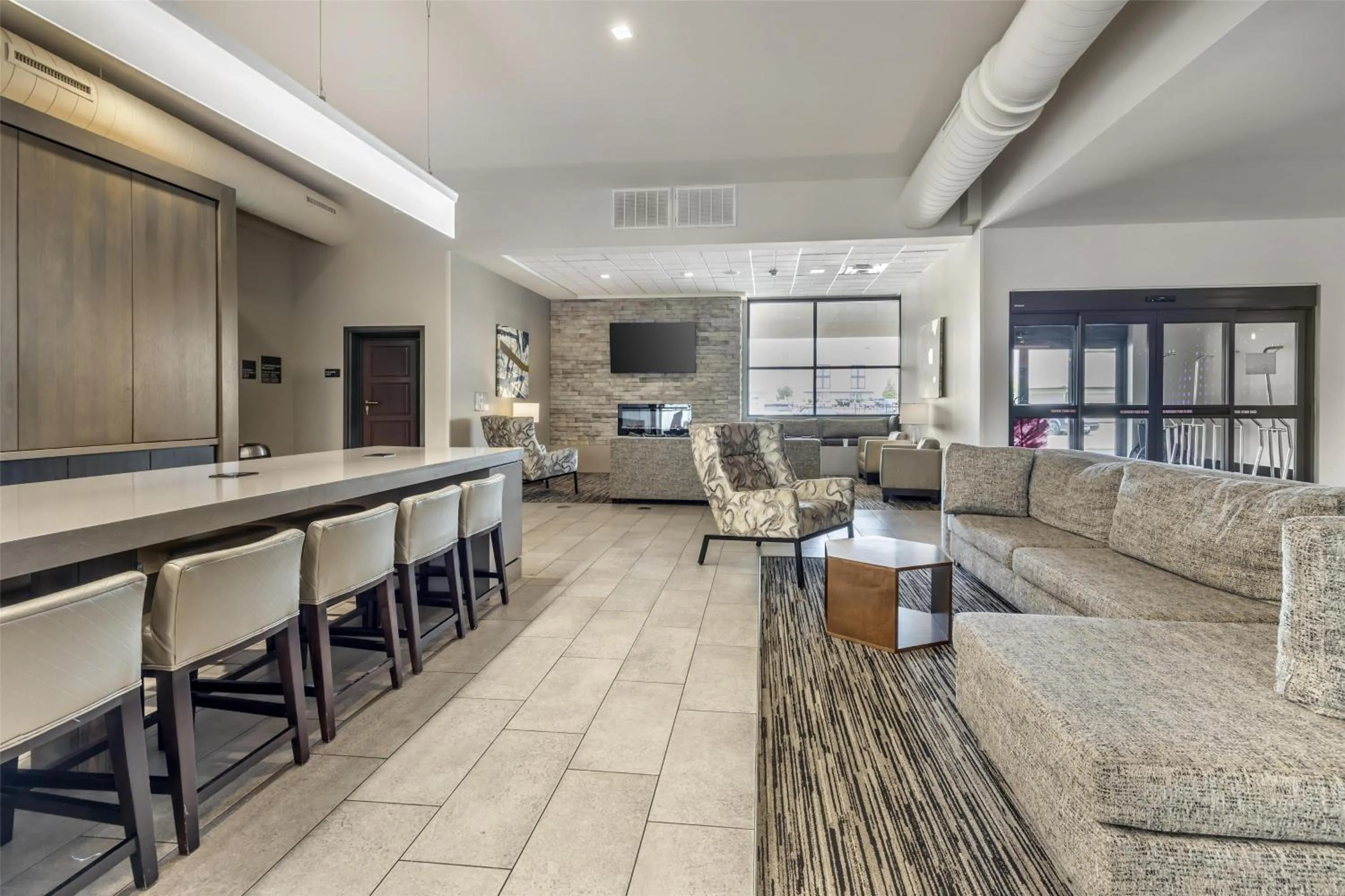 Breakfast in Best Western Plus Executive Residency Jackson Northeast