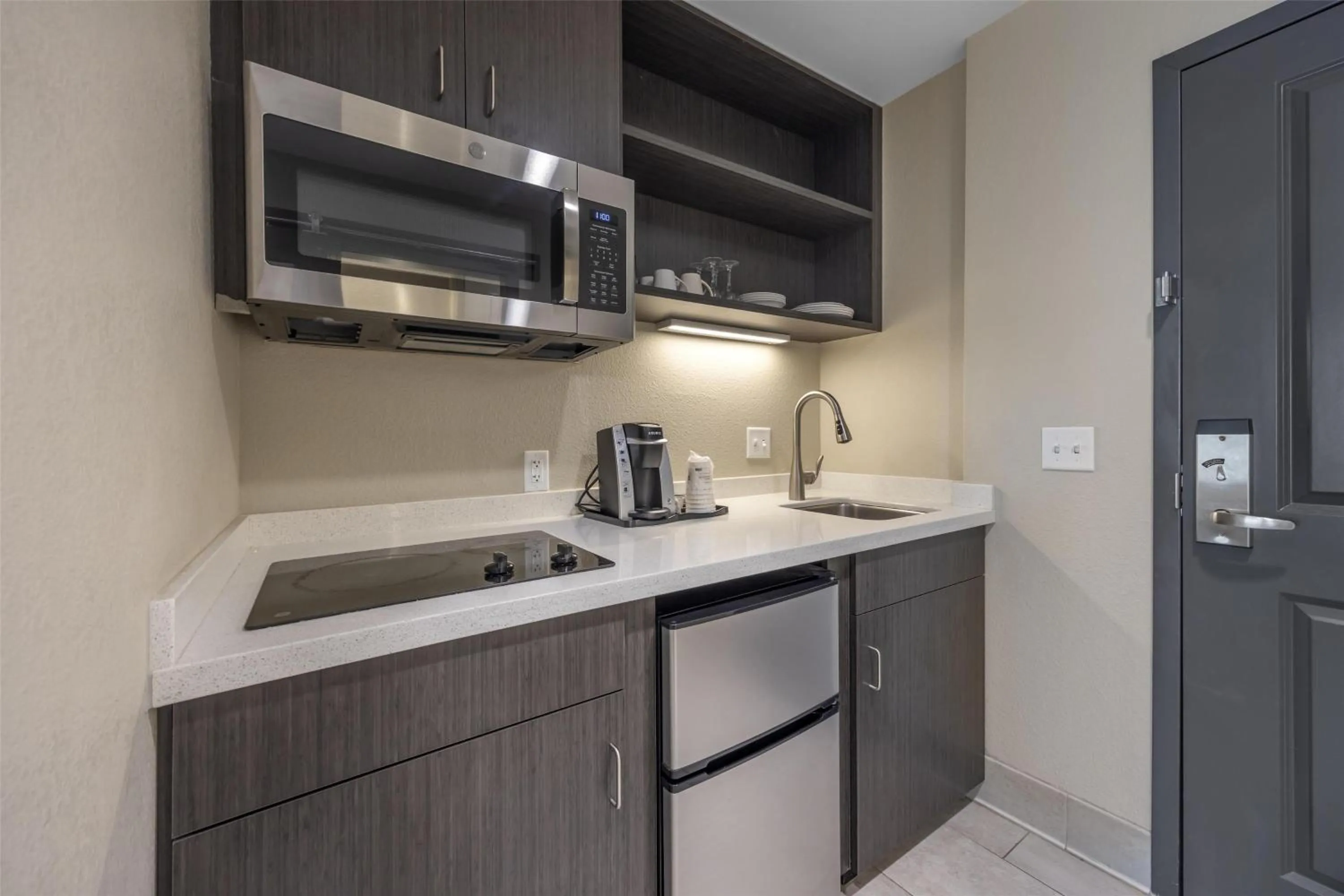 Bedroom in Best Western Plus Executive Residency Jackson Northeast