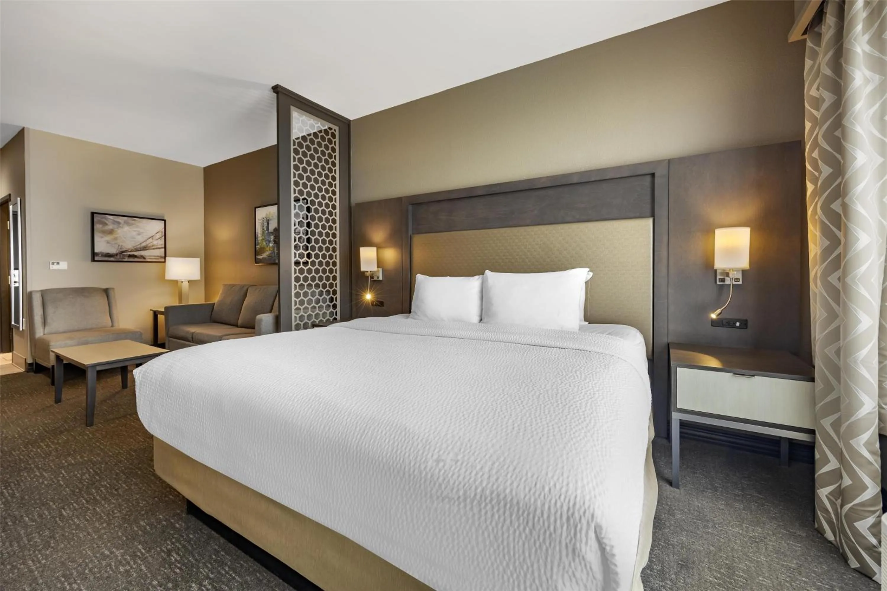 Bedroom, Bed in Best Western Plus Executive Residency Jackson Northeast