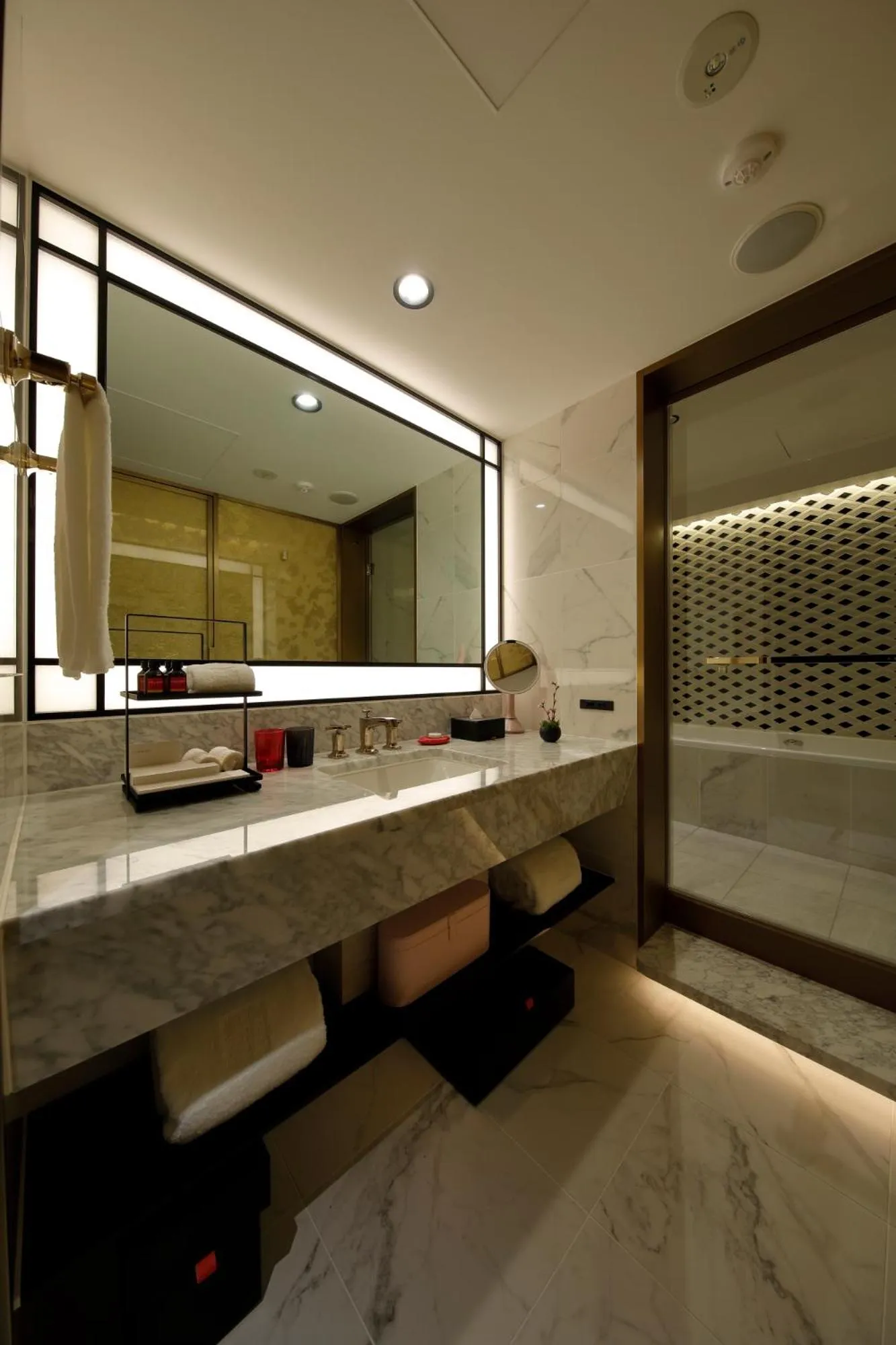 Bathroom in Fauchon Hotel Kyoto