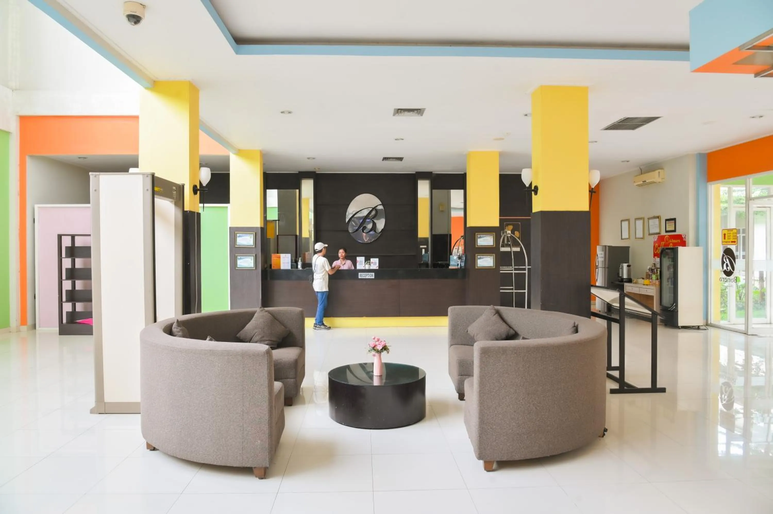 Lobby or reception in Hotel Bonero Residence