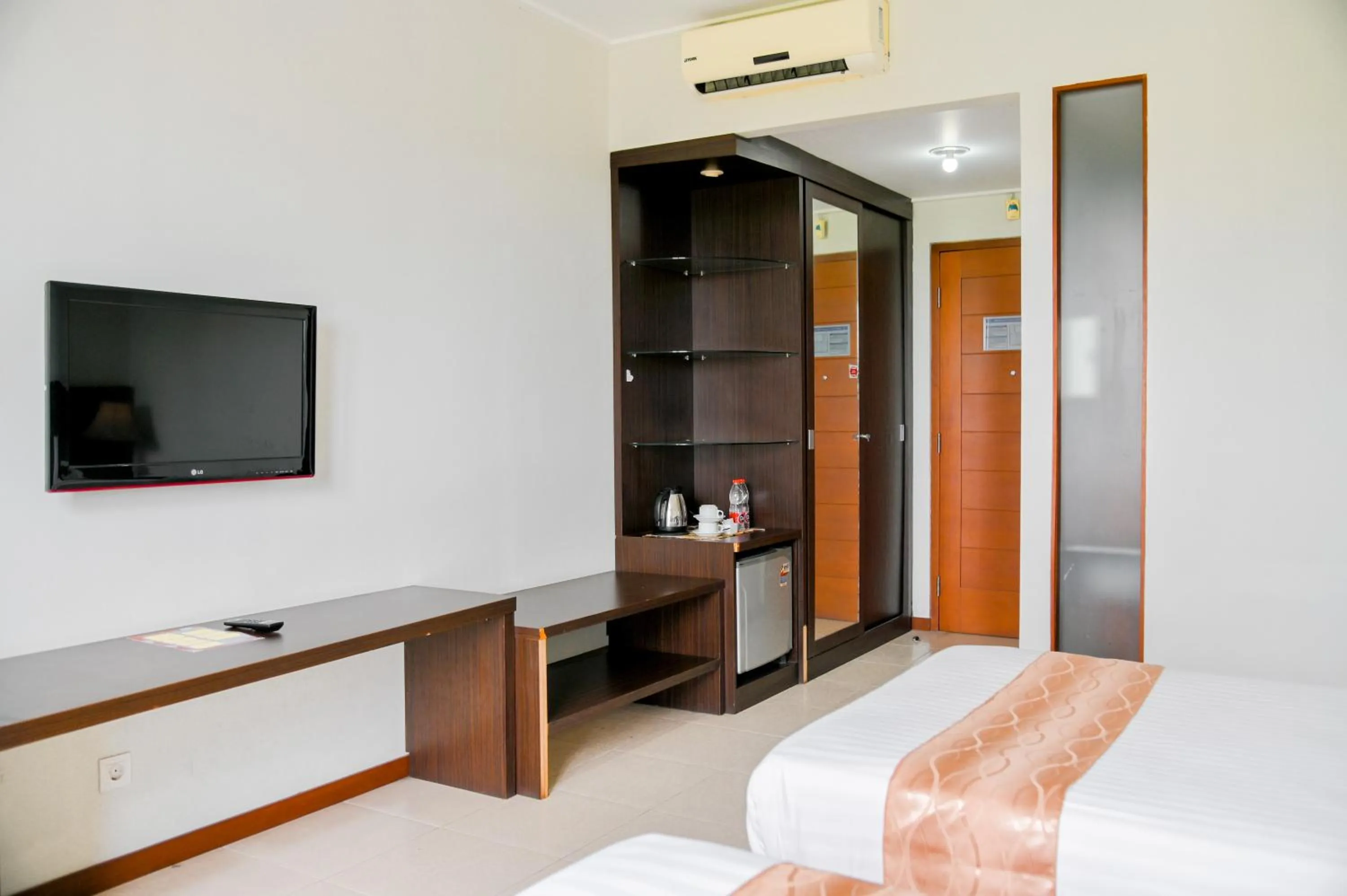 Bed in Hotel Bonero Residence