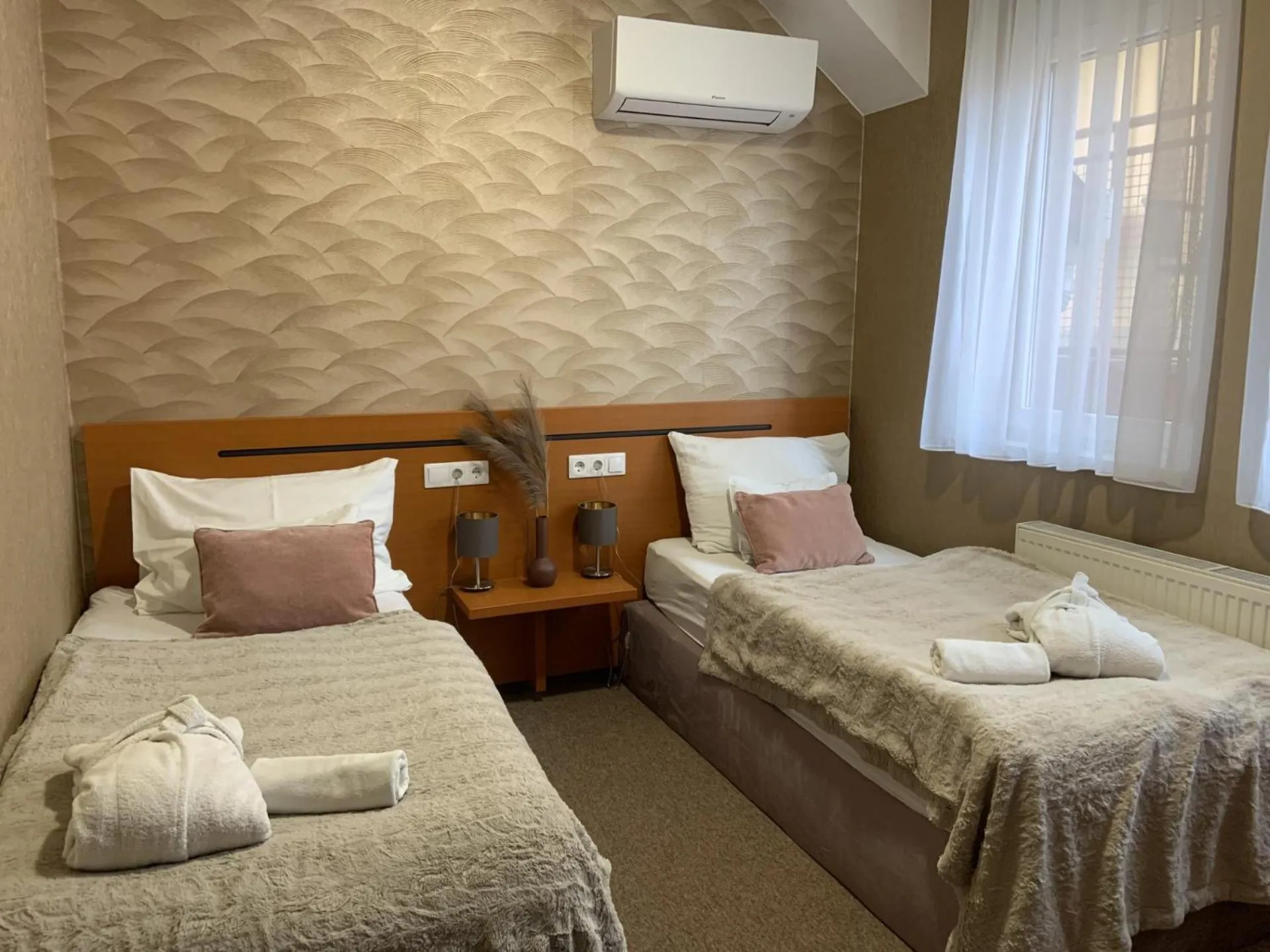 Bed in Termál Hotel Vesta