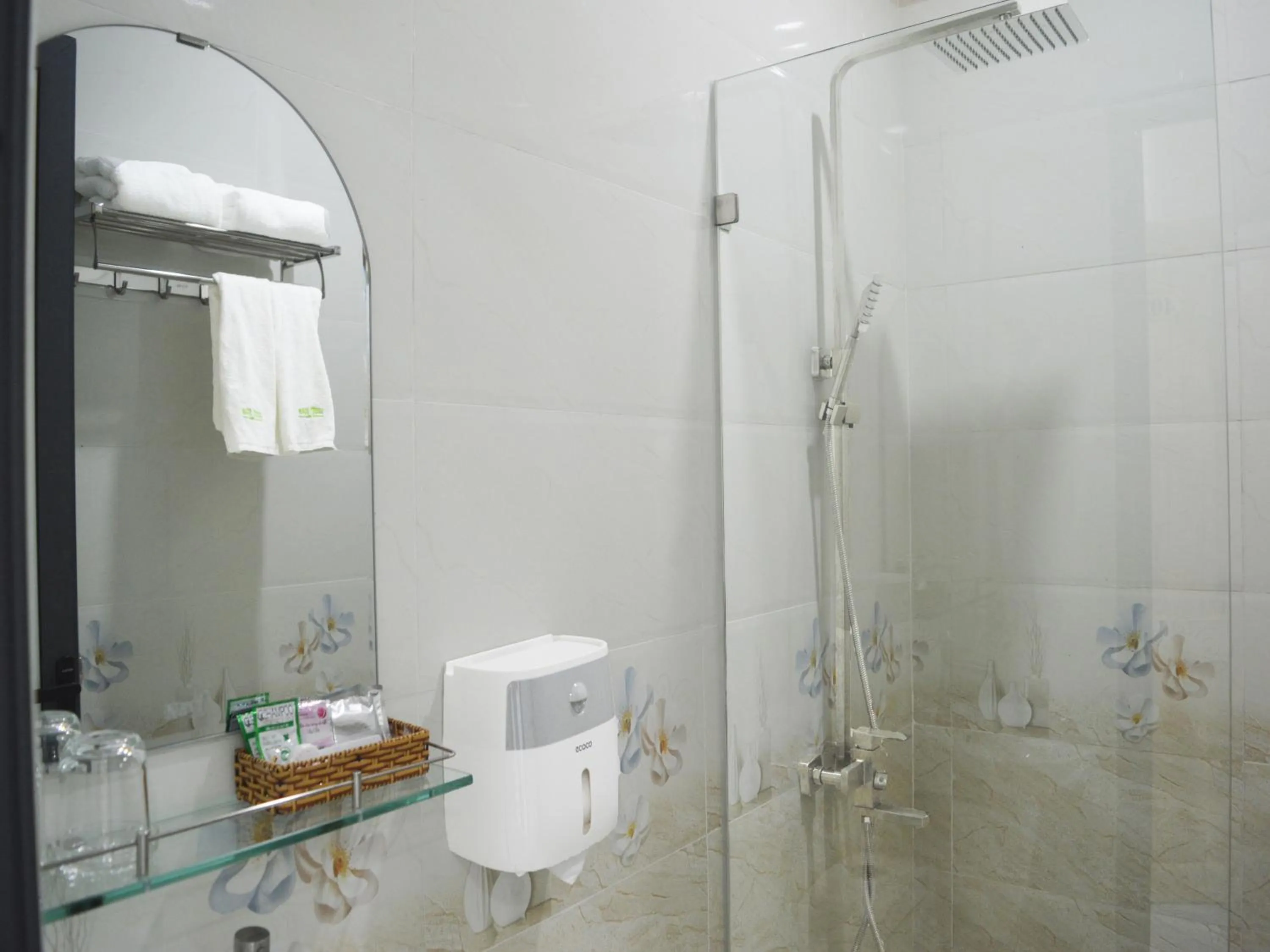 Bathroom in Lucky Star Ho Tram Hotel & Restaurant