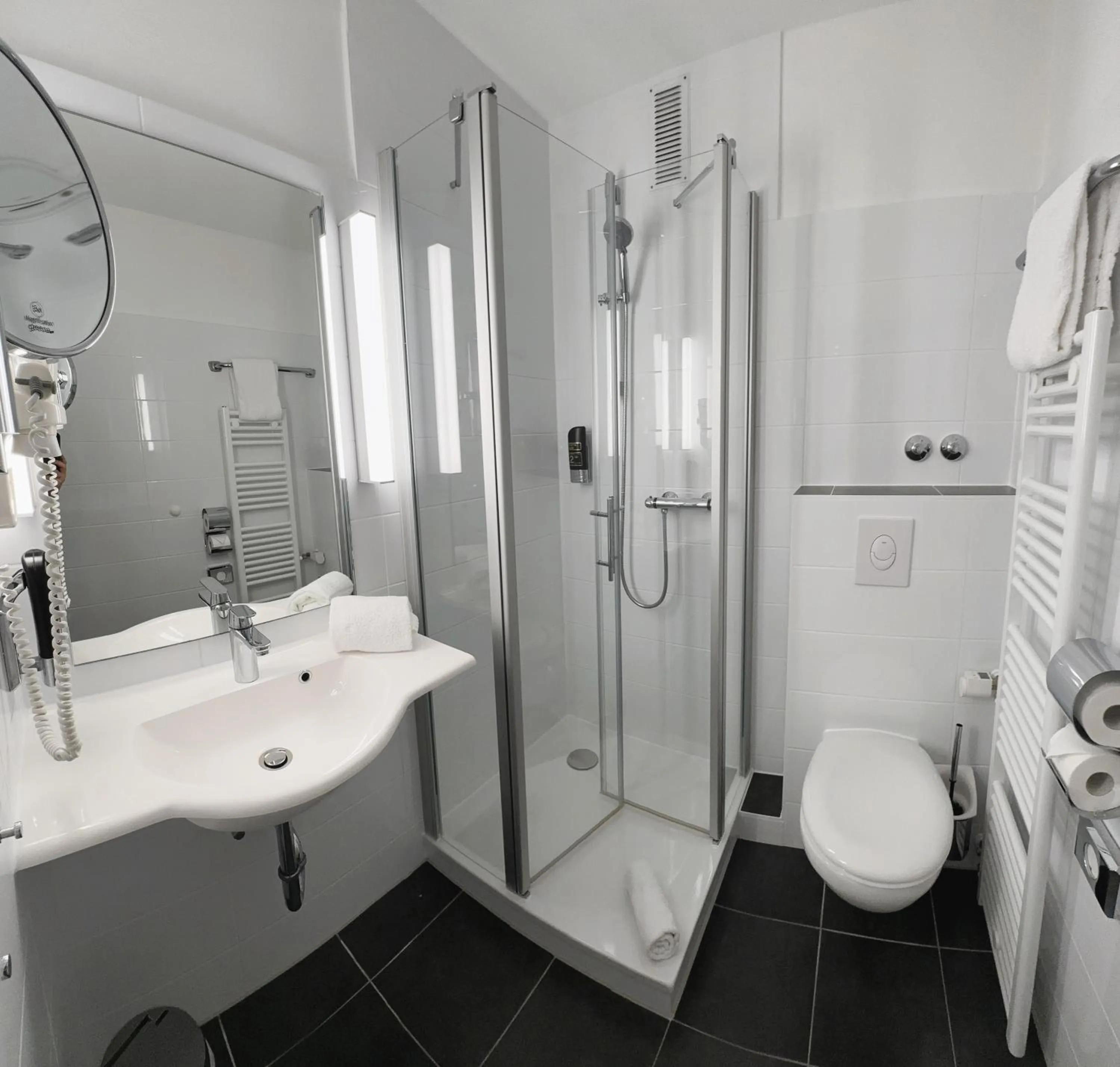 Bathroom in Brenner Hotel