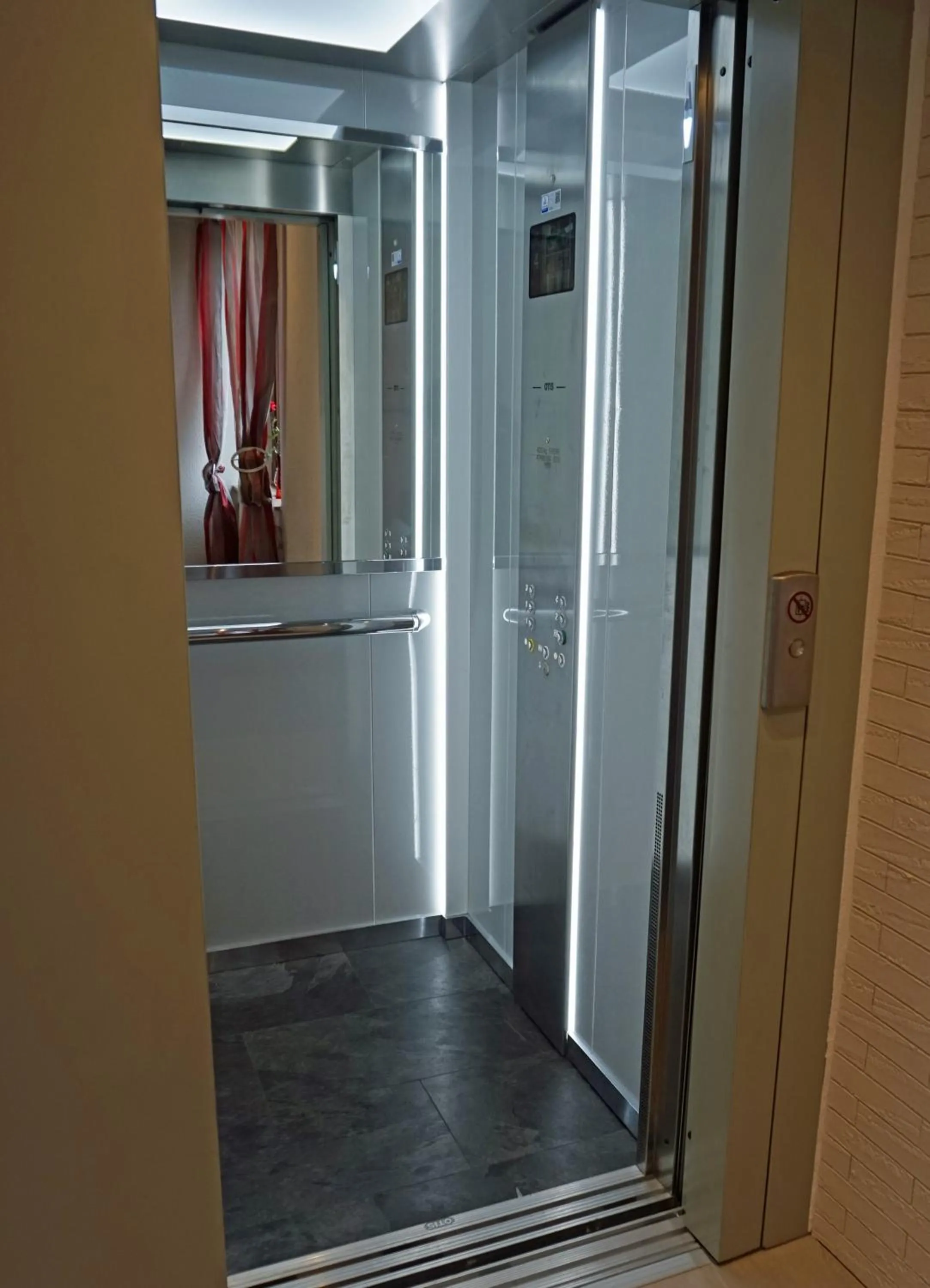 Property building in Brenner Hotel