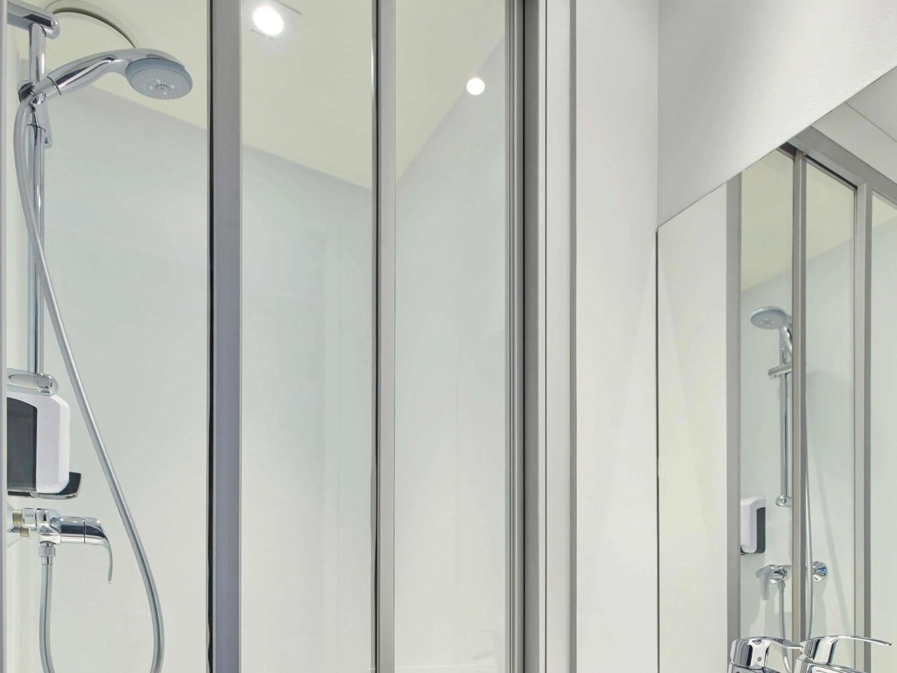 Bedroom in hotelF1 Chambéry Nord Rénové