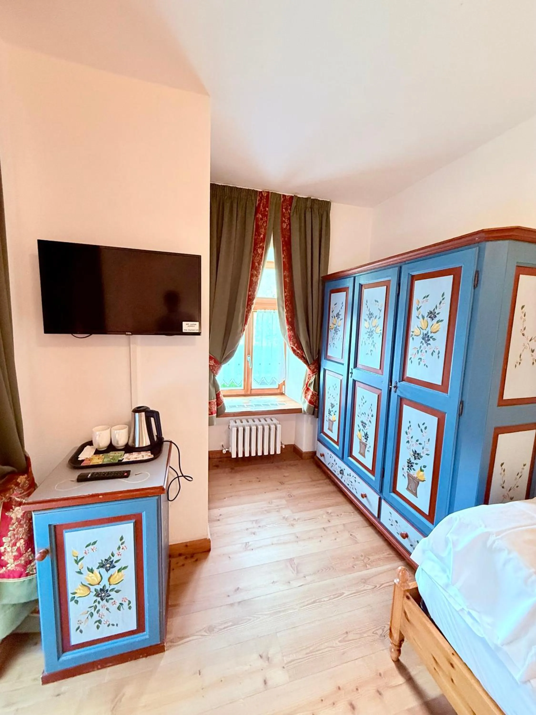 Living room, Bed in Rifugio Ospitale