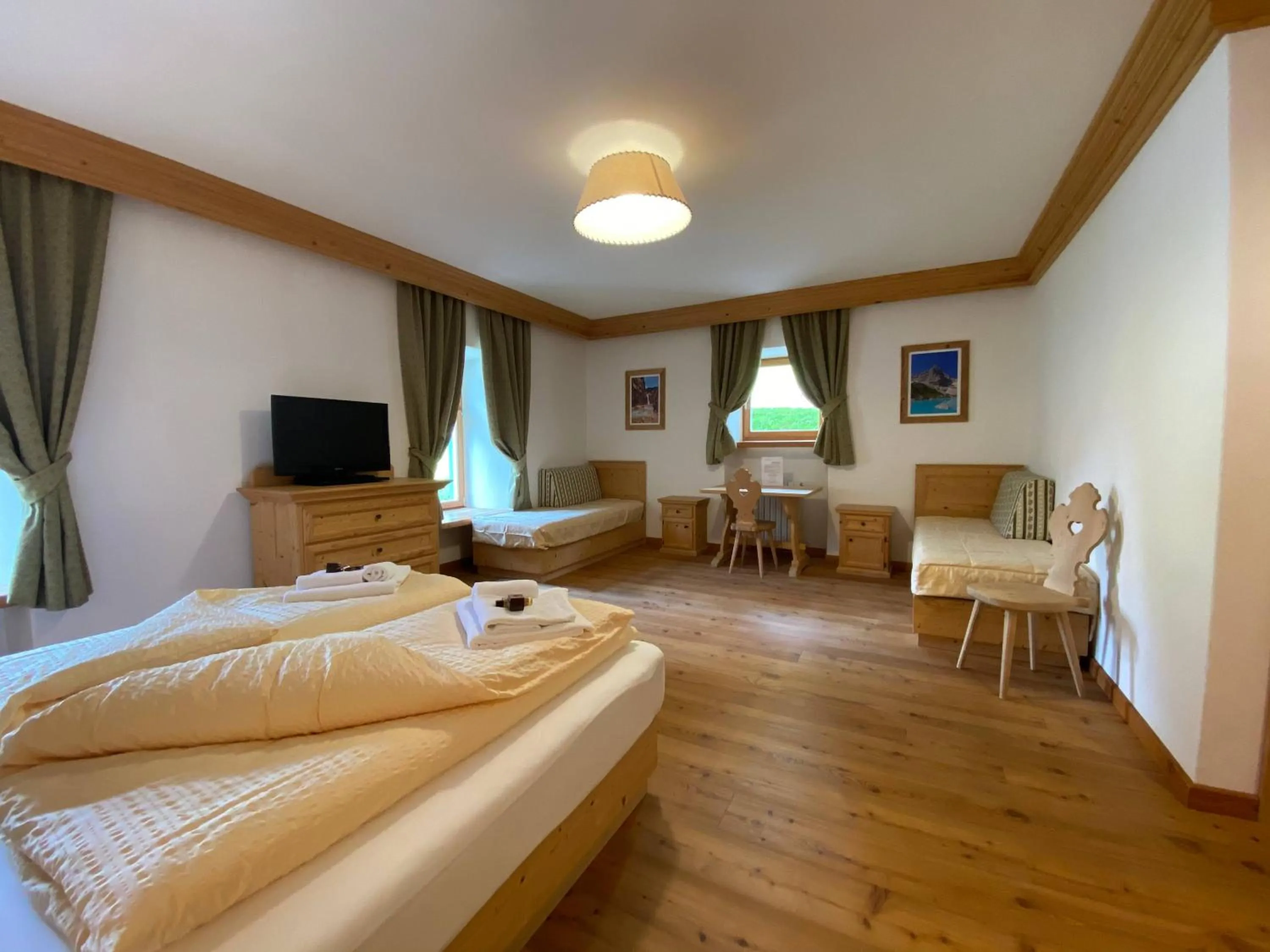 Photo of the whole room, Bed in Rifugio Ospitale