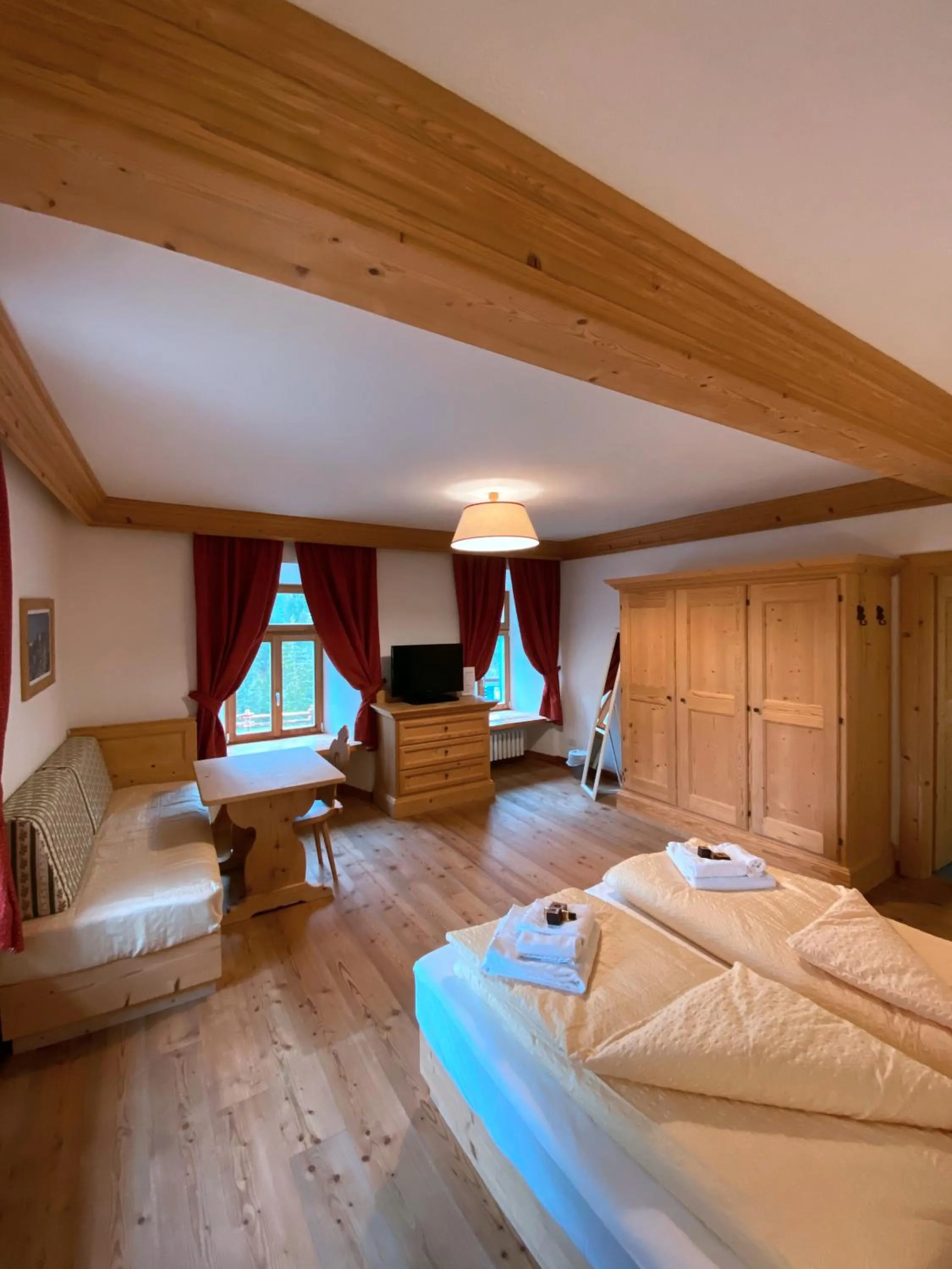 Photo of the whole room, Bed in Rifugio Ospitale