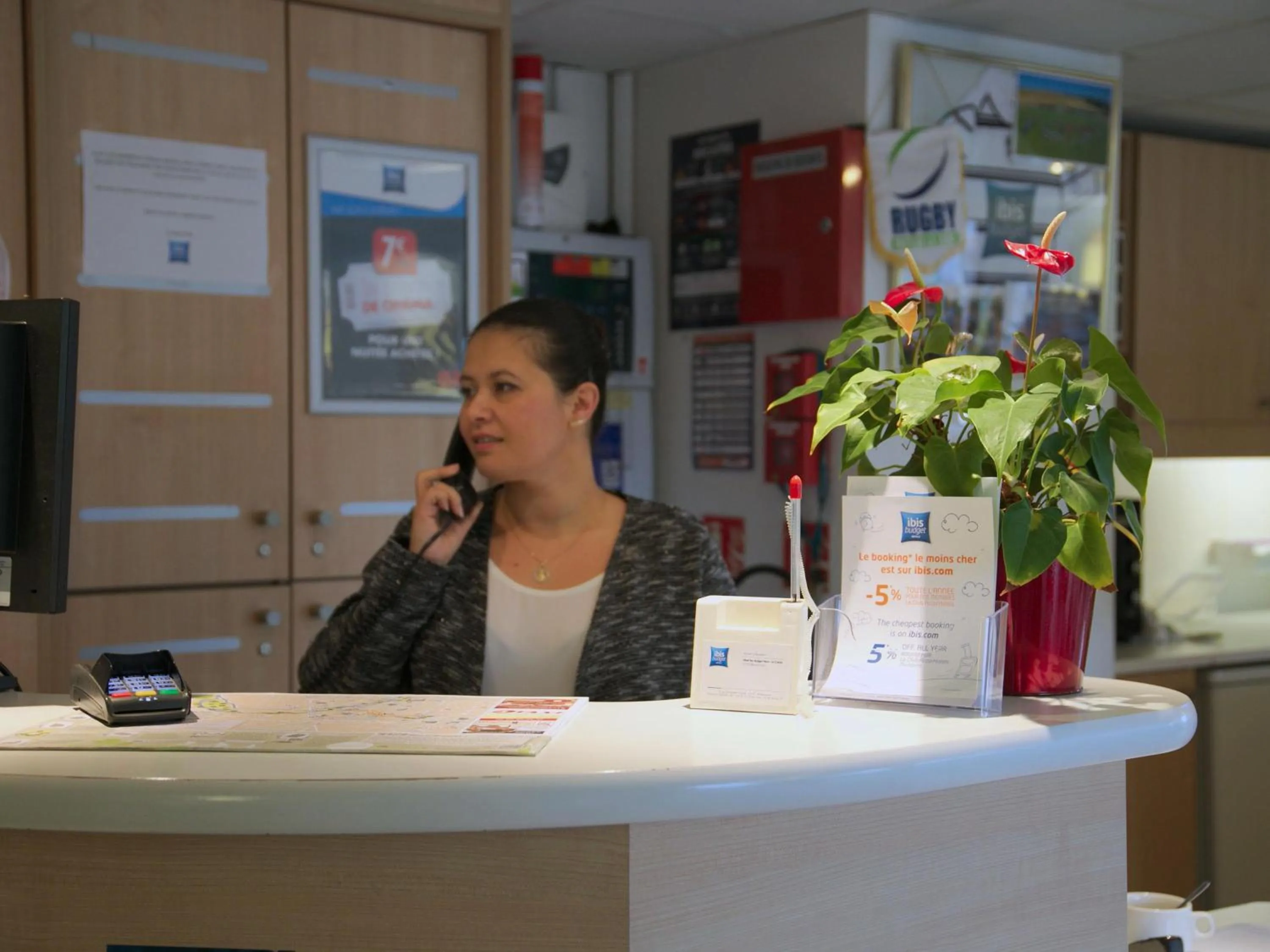 Bedroom in ibis budget Niort - La Crèche