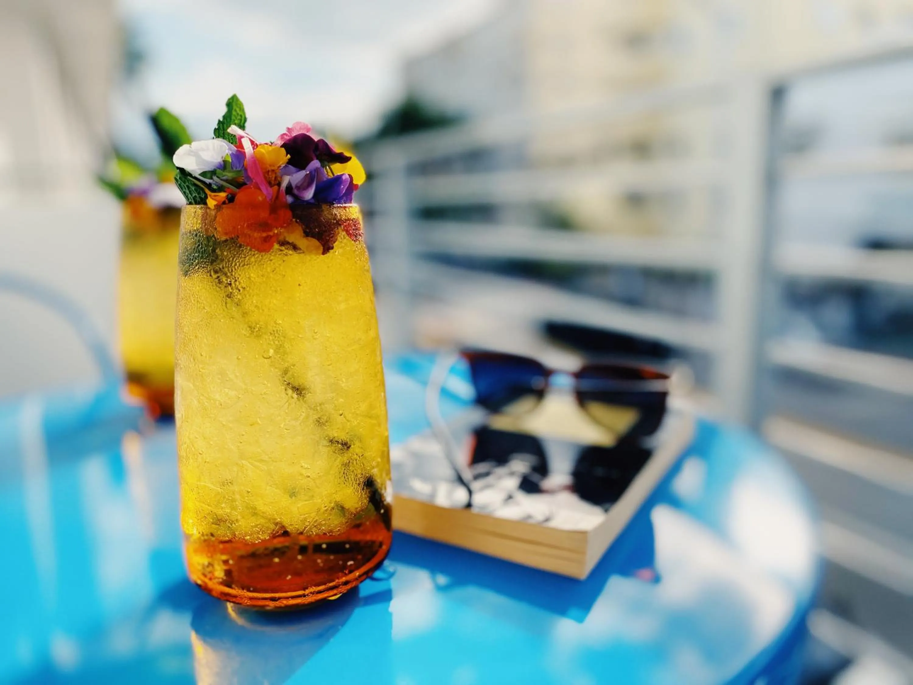 Balcony/Terrace in Rock Apartments by Lowkl