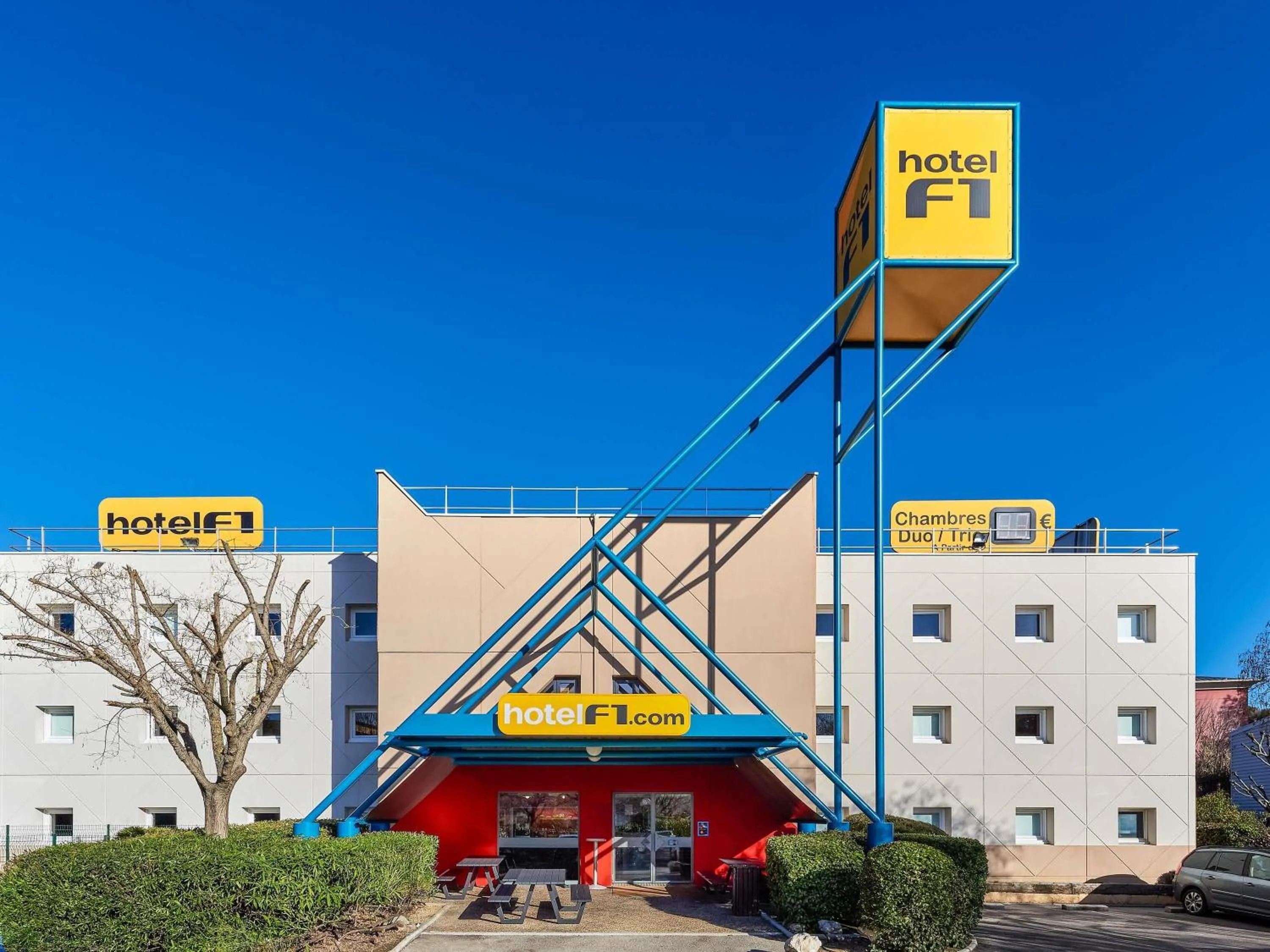 Property building in hotelF1 Thonon Les Bains Est