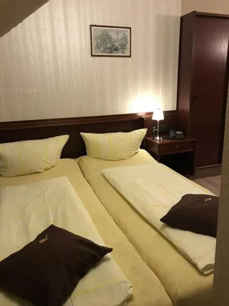 Family, Bed in Hotel Schöne Aussicht