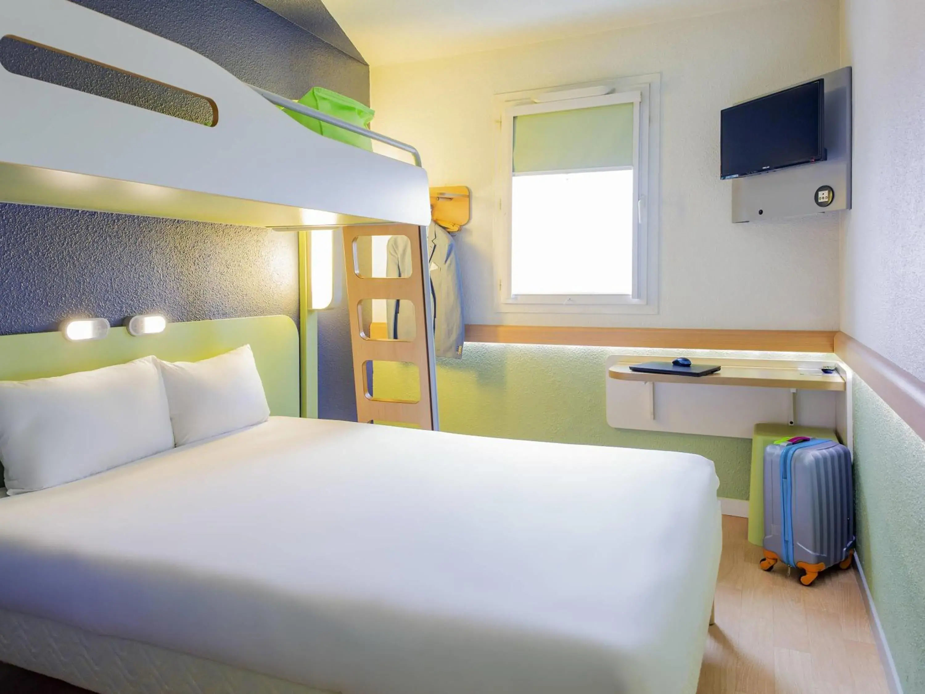 Triple Room in Hôtel Ibis Budget Nantes Nord St Herblain Triple Room in Hôtel Ibis Budget Nantes Nord St Herblain