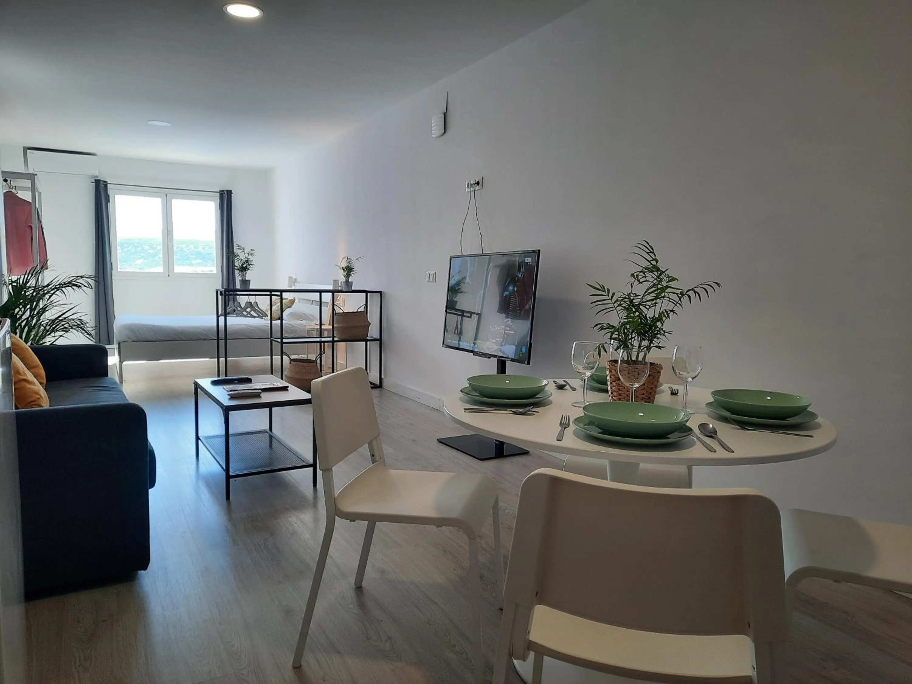 Dining area in Apartamentos Avanel