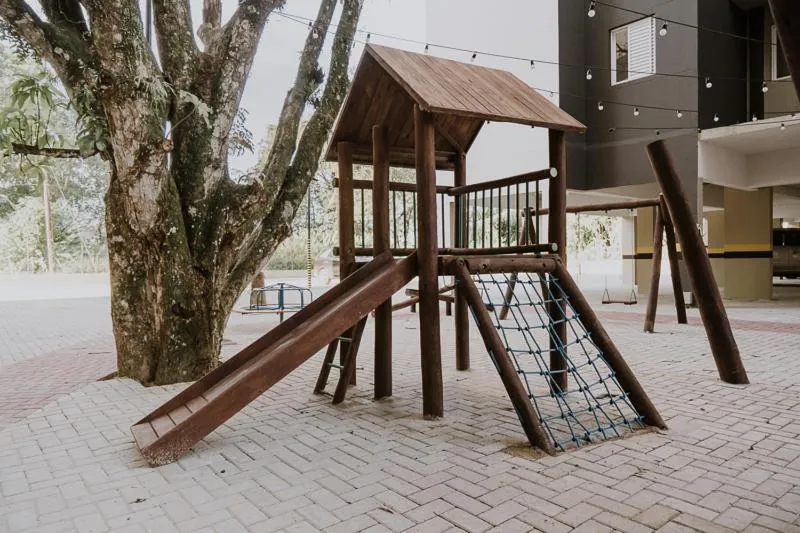Children play ground in Jardim das Palmeiras II - Multipropriedade
