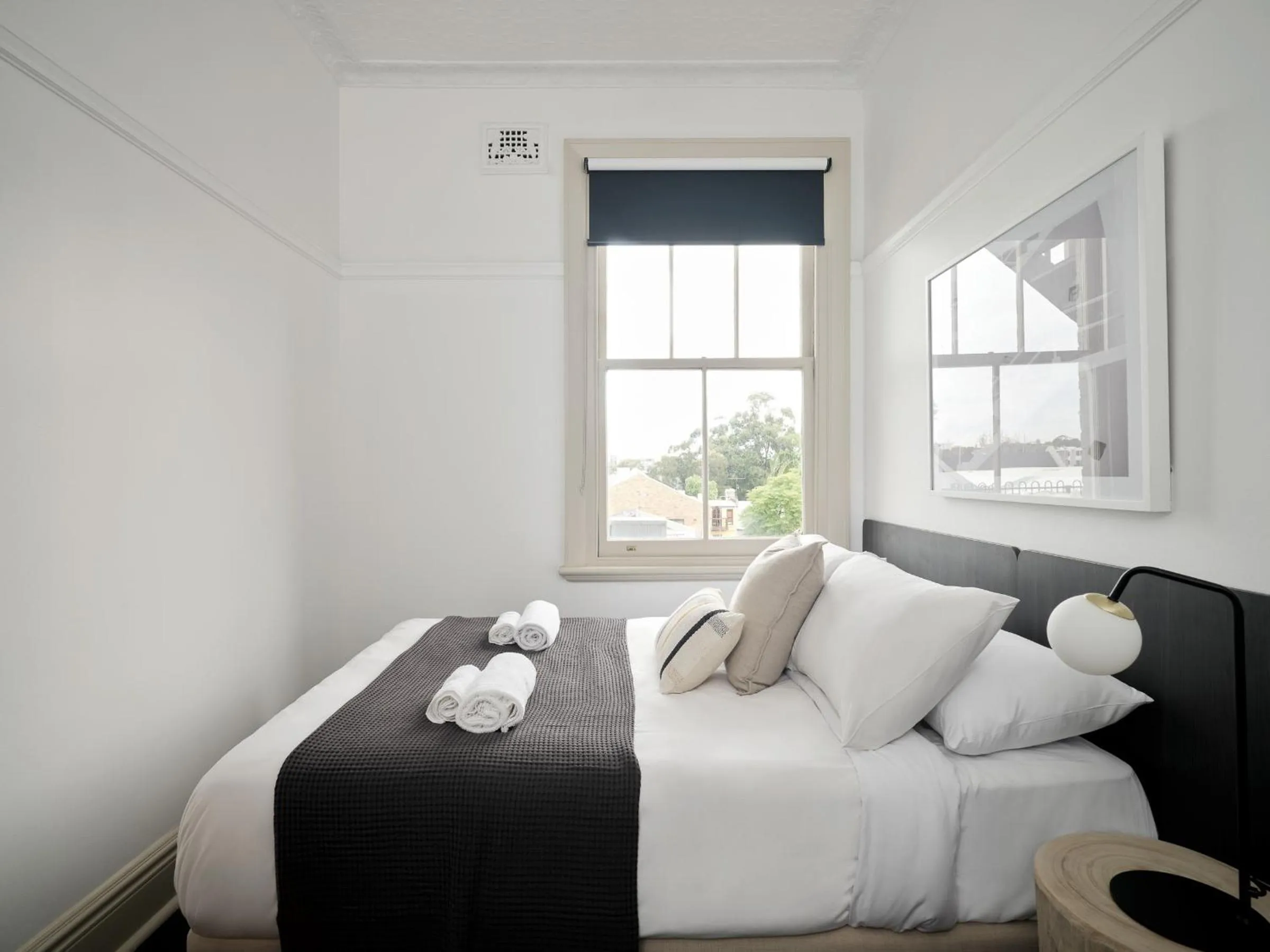 Photo of the whole room, Bed in Dunkirk Hotel Pyrmont