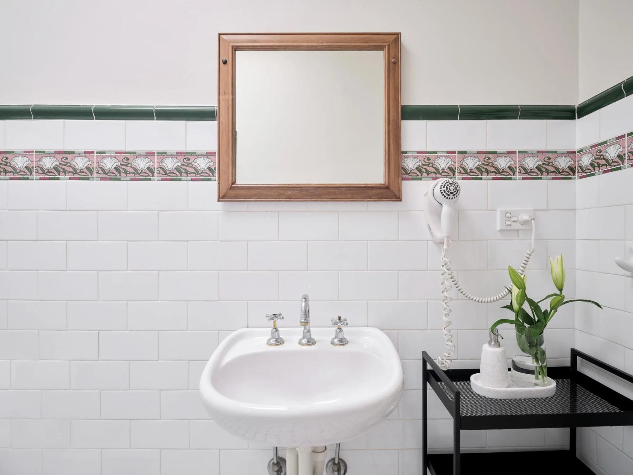 Bathroom in Dunkirk Hotel Pyrmont