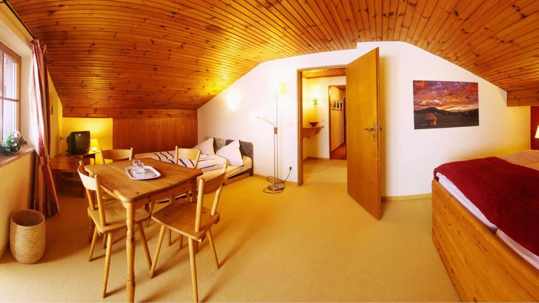 Bed in Landhotel Binderhäusl Garni