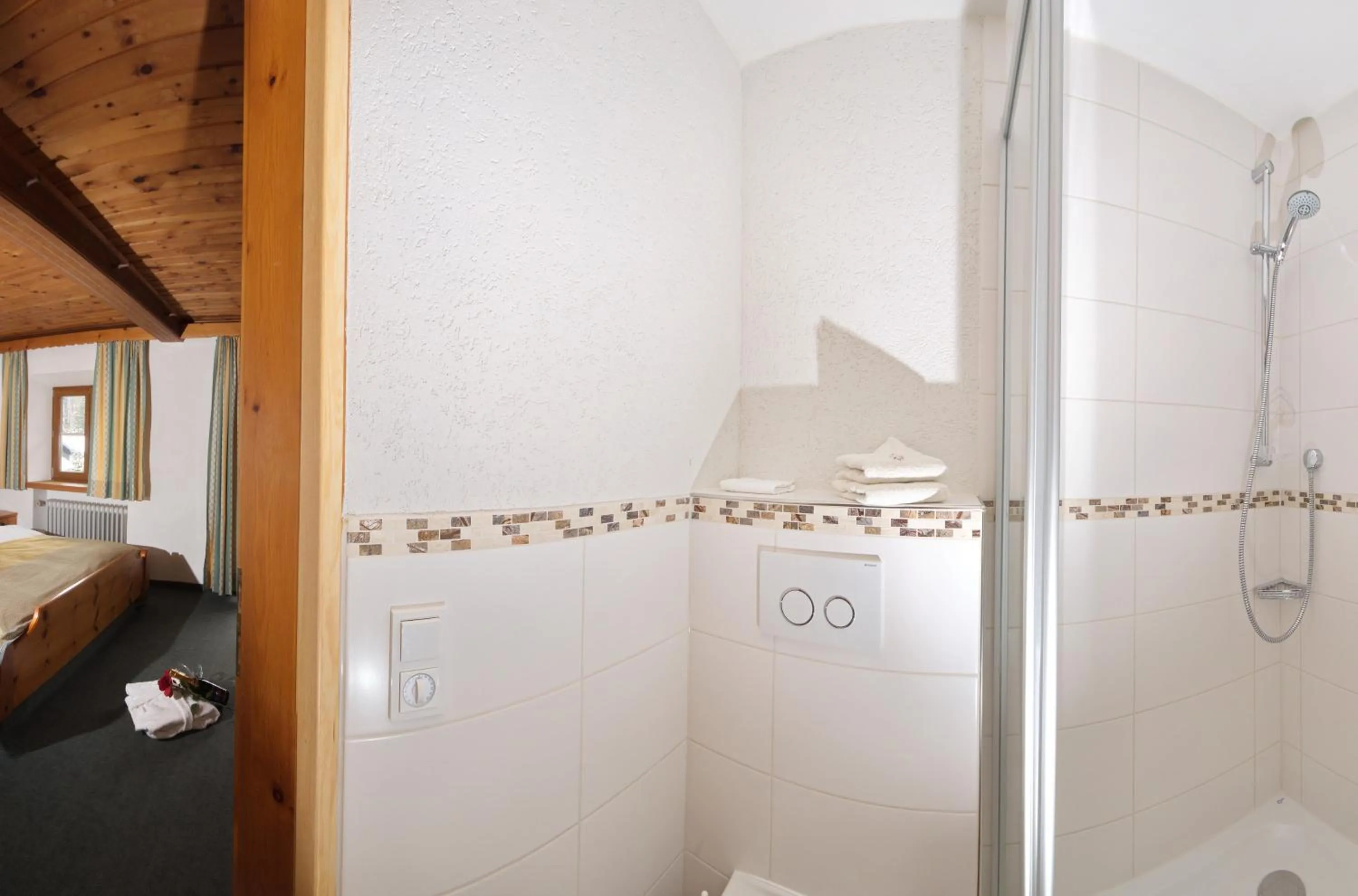 Bed in Landhotel Binderhäusl Garni