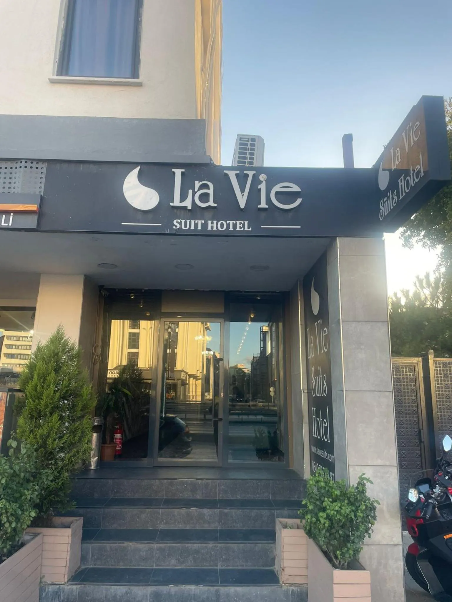Facade/entrance in La Vie Suite Hotel