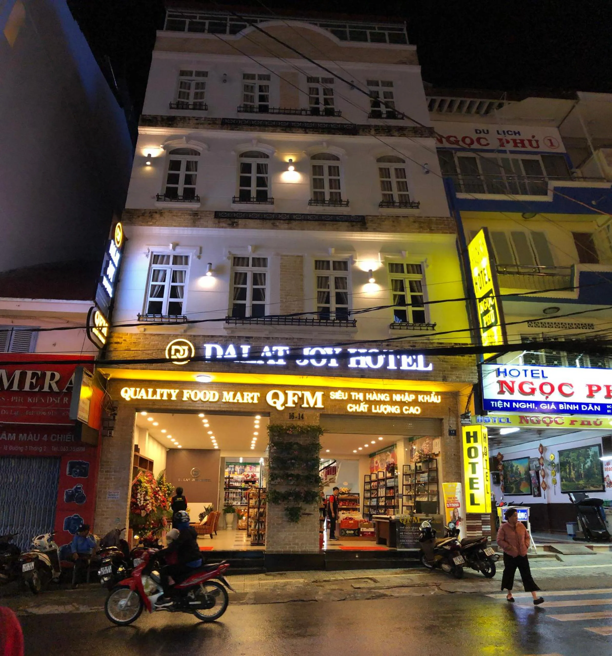 Facade/entrance in Dalat Joy Hotel