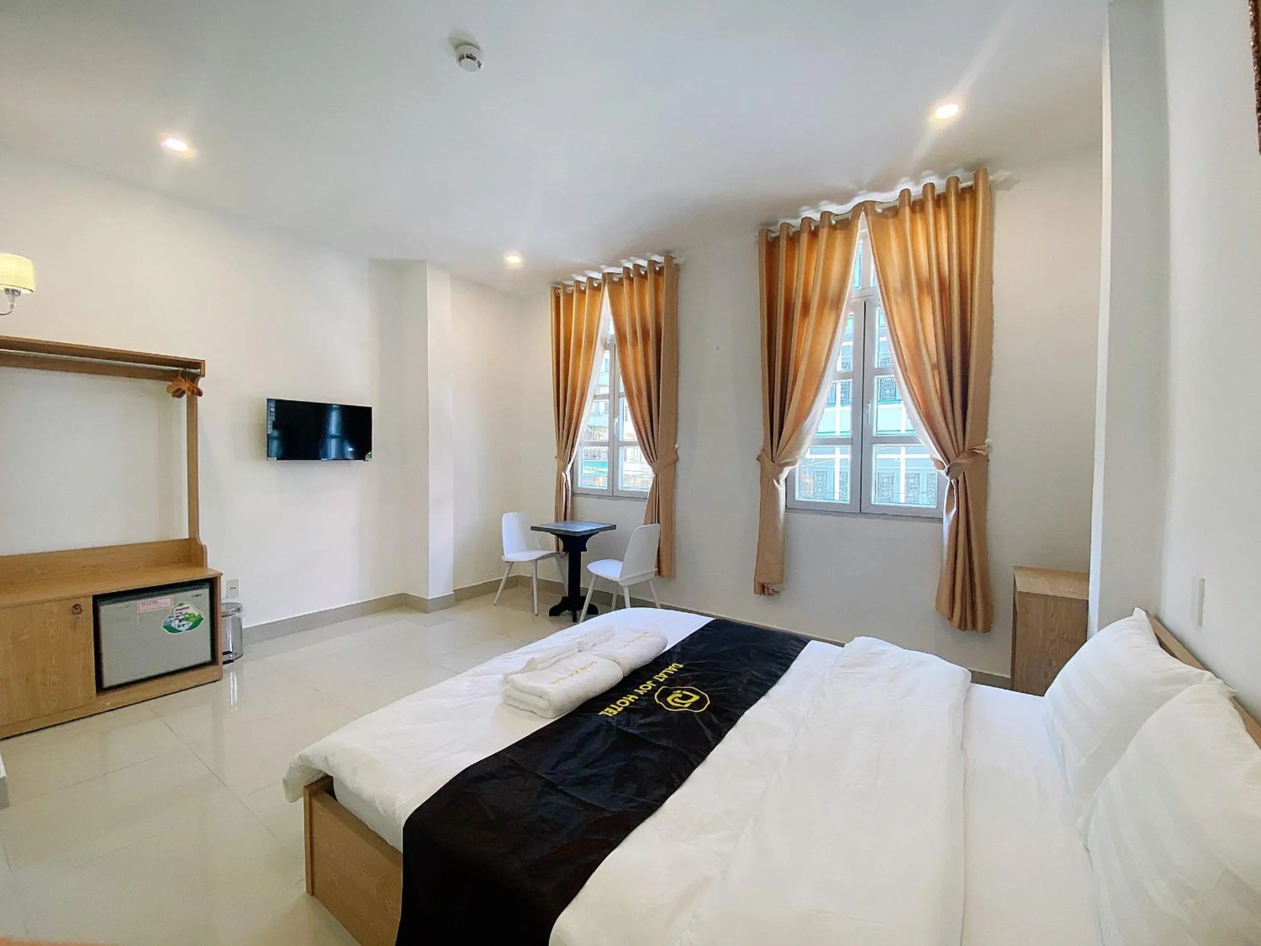 City view, Bed in Dalat Joy Hotel