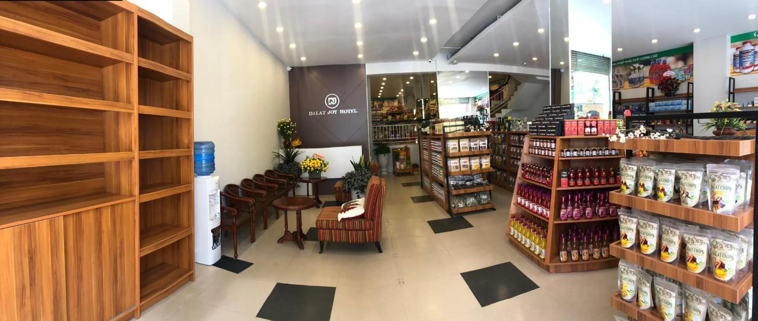 Facade/entrance in Dalat Joy Hotel