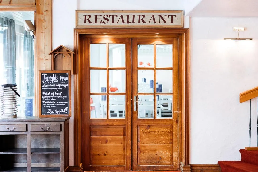 Restaurant/places to eat in Hotel la Brunerie