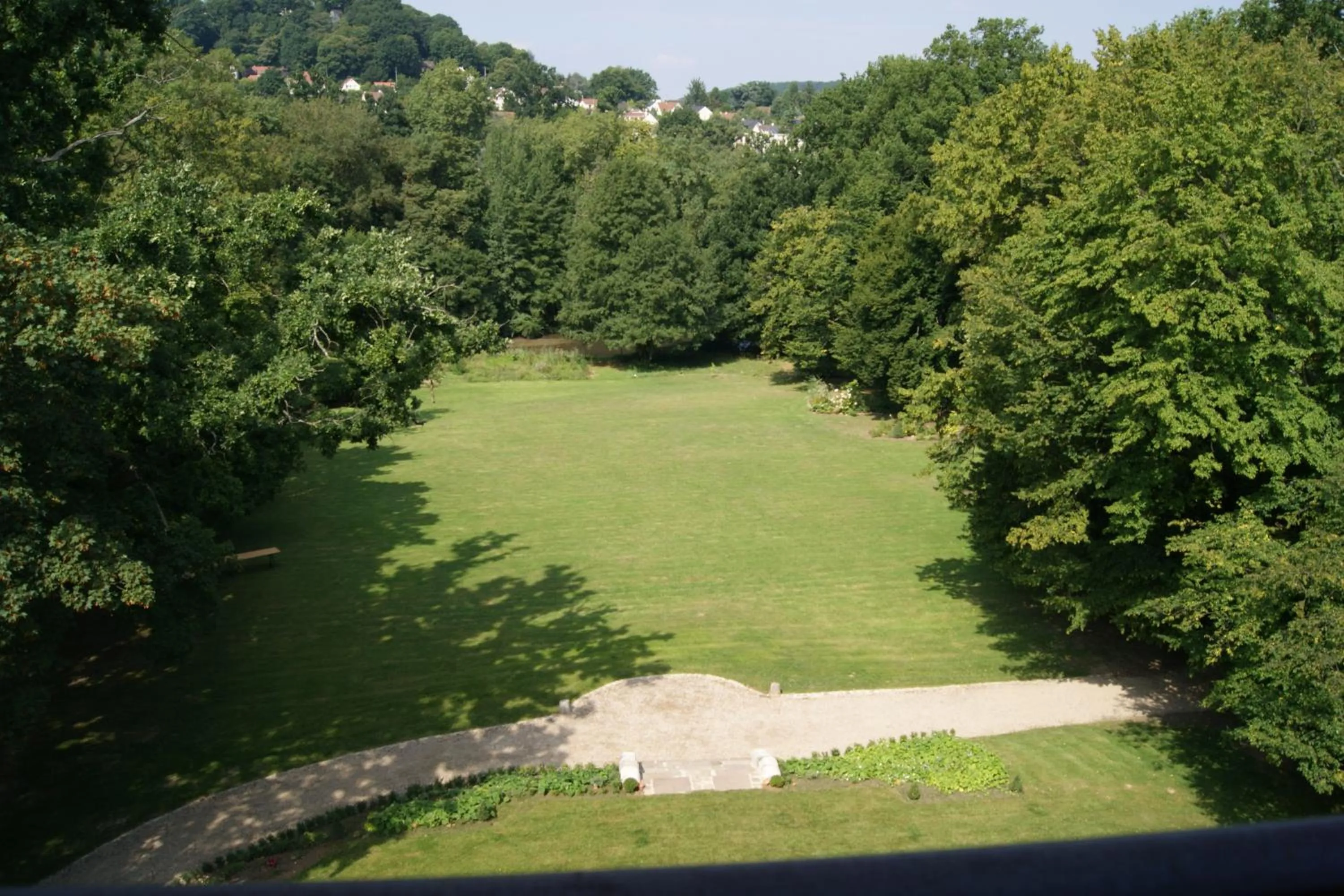 Garden in Le Chateau De La Vierge