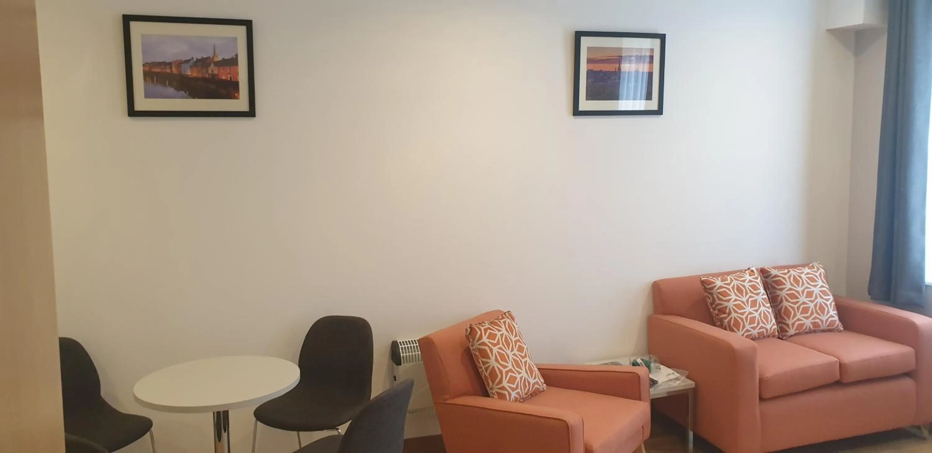 Living room in Wellington Apartments