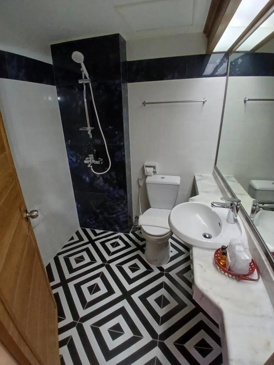 Property building in Hotel Pattaya Beach