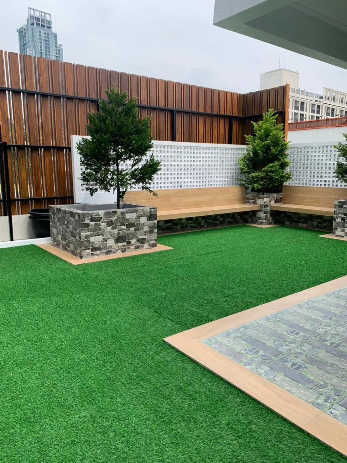 Property building in Hotel Pattaya Beach