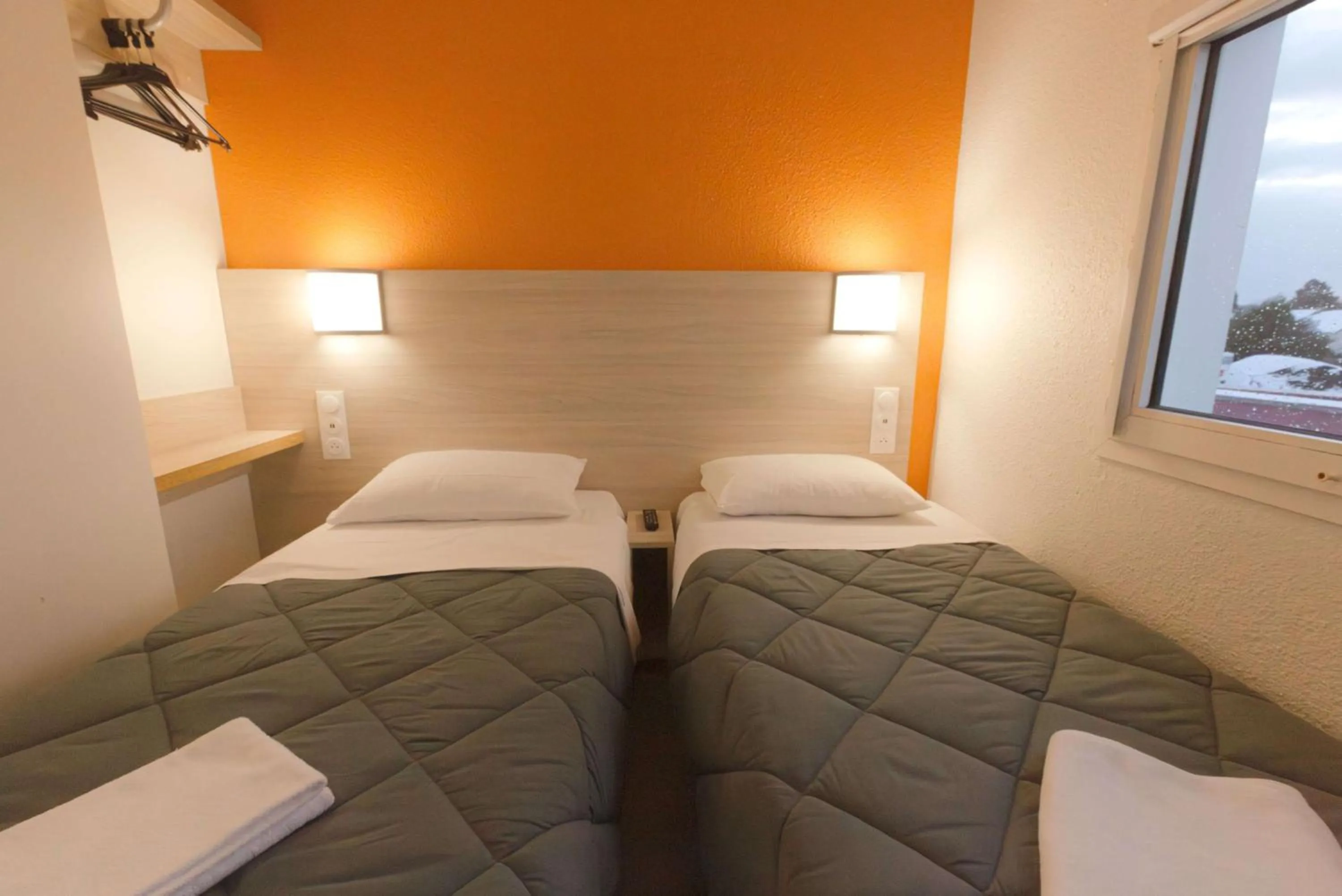 Bedroom, Bed in Première Classe Plaisir Gatines