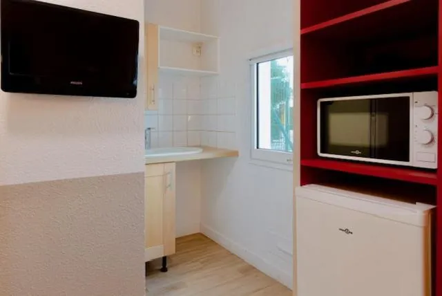 TV and multimedia in Première Classe Plaisir Gatines