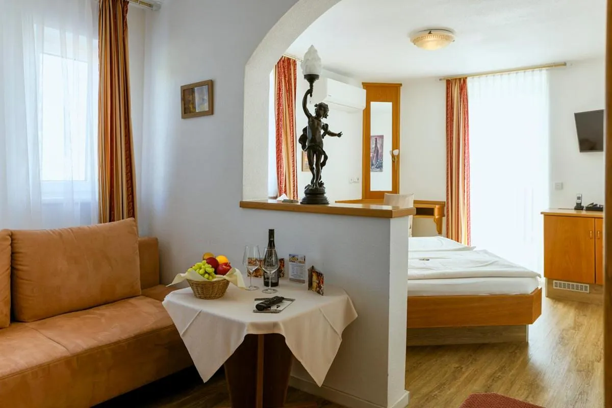 Bed in Hotel Kalenborner Höhe