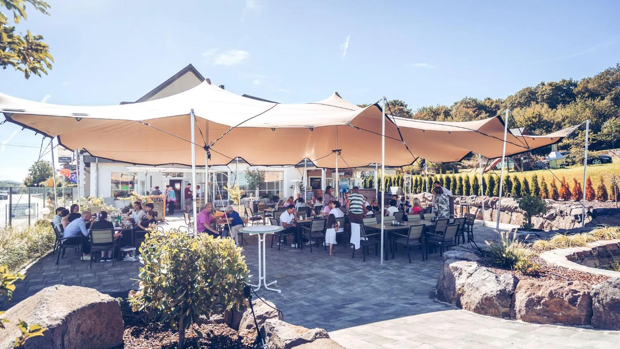 Restaurant/places to eat in Hotel Kalenborner Höhe