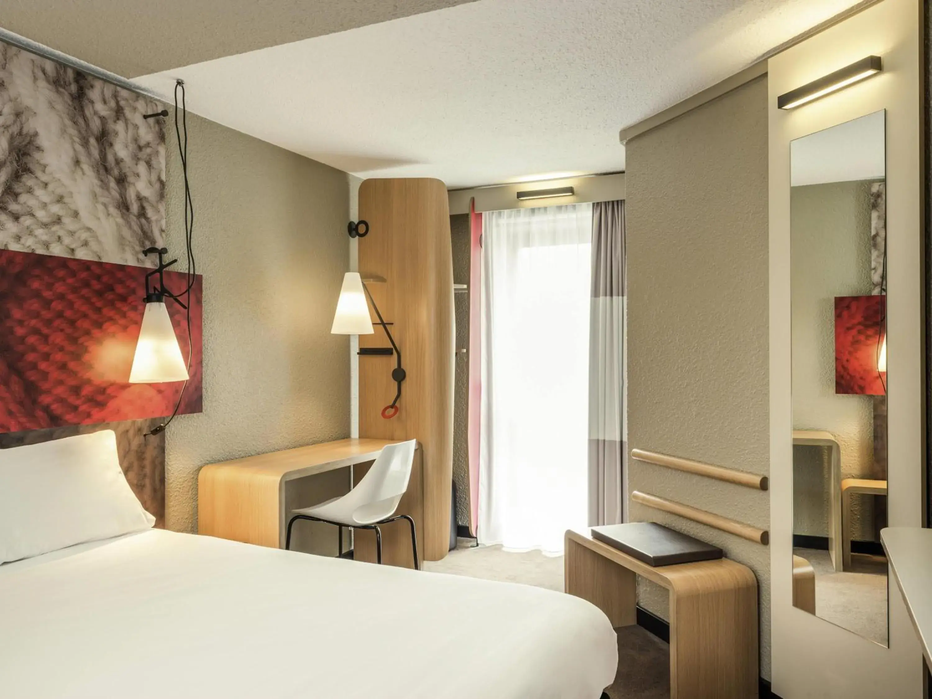 Standard Double Room in Ibis Paris Gare Montparnasse 15ème Standard Double Room in Ibis Paris Gare Montparnasse 15ème