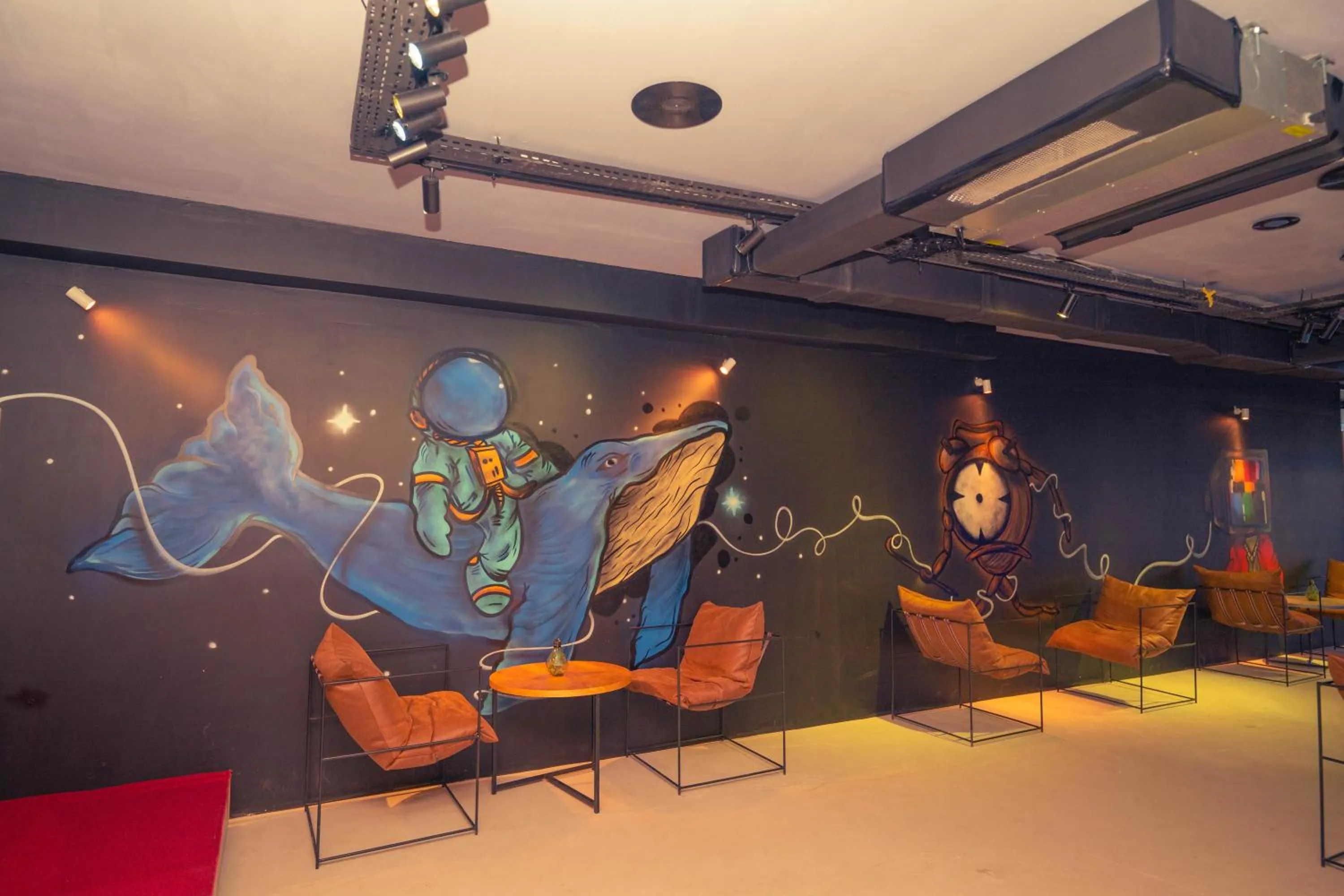 Lounge or bar in New Wave Hotel