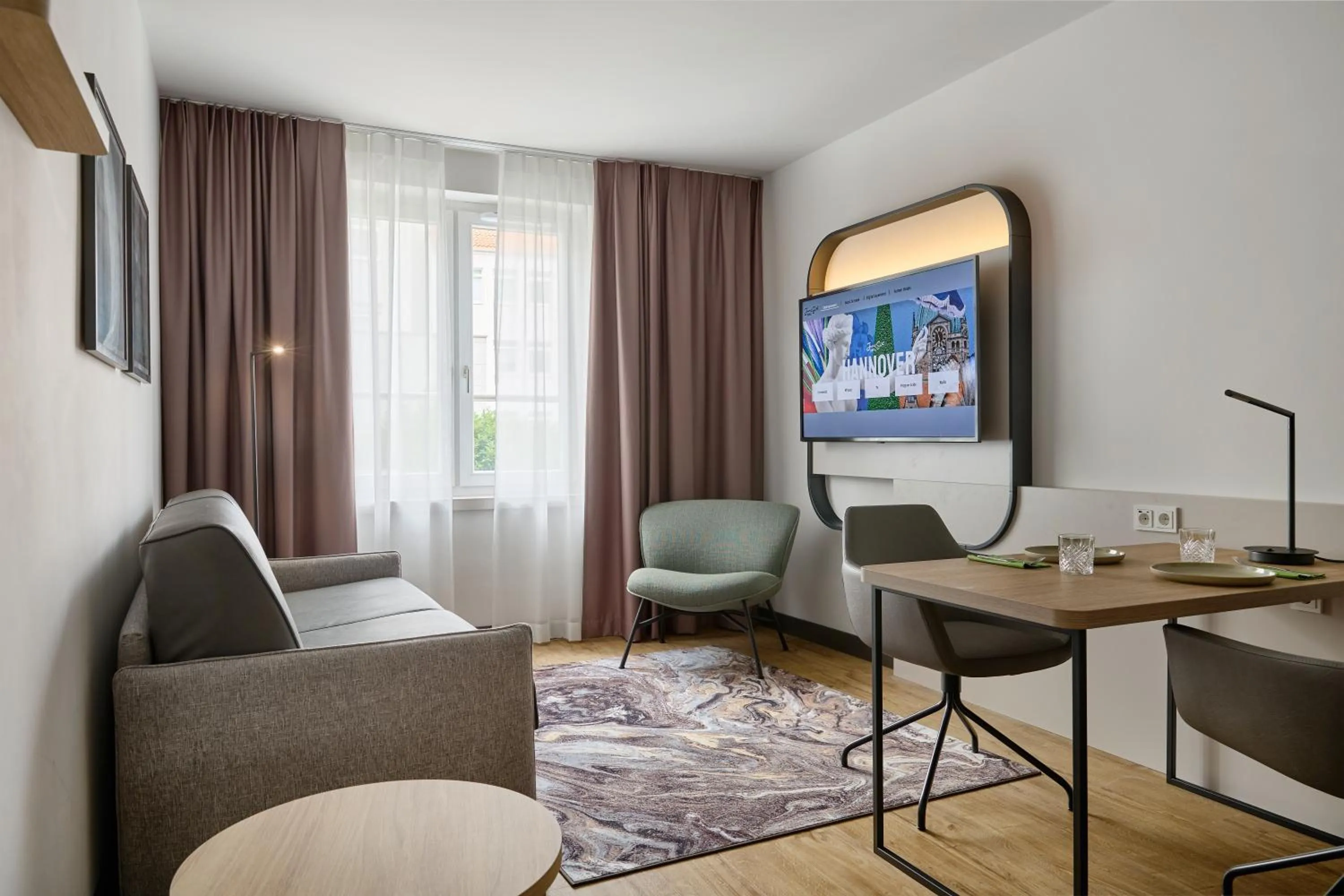 TV and multimedia in June Six Hotel Hannover City