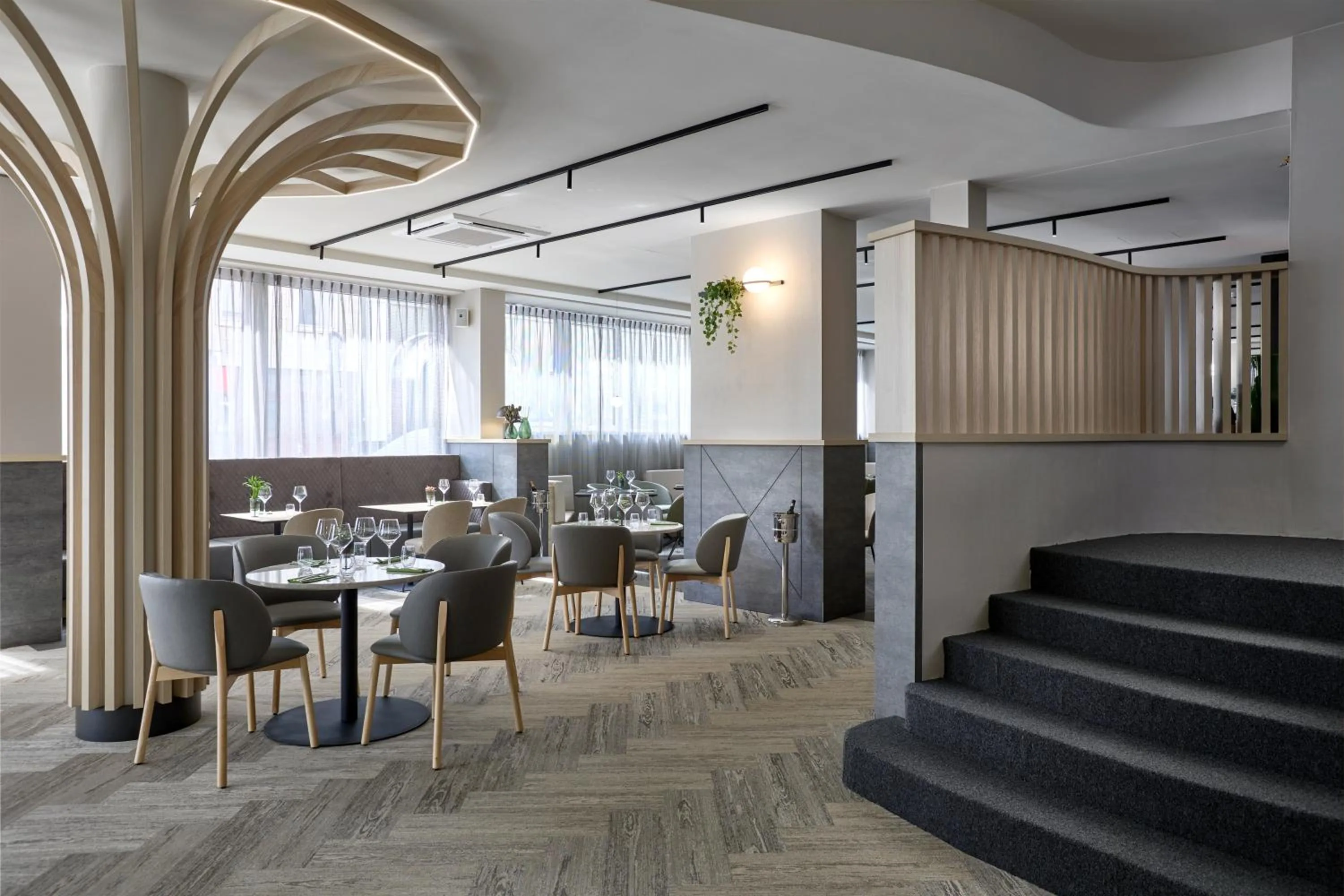 Restaurant/places to eat in June Six Hotel Hannover City