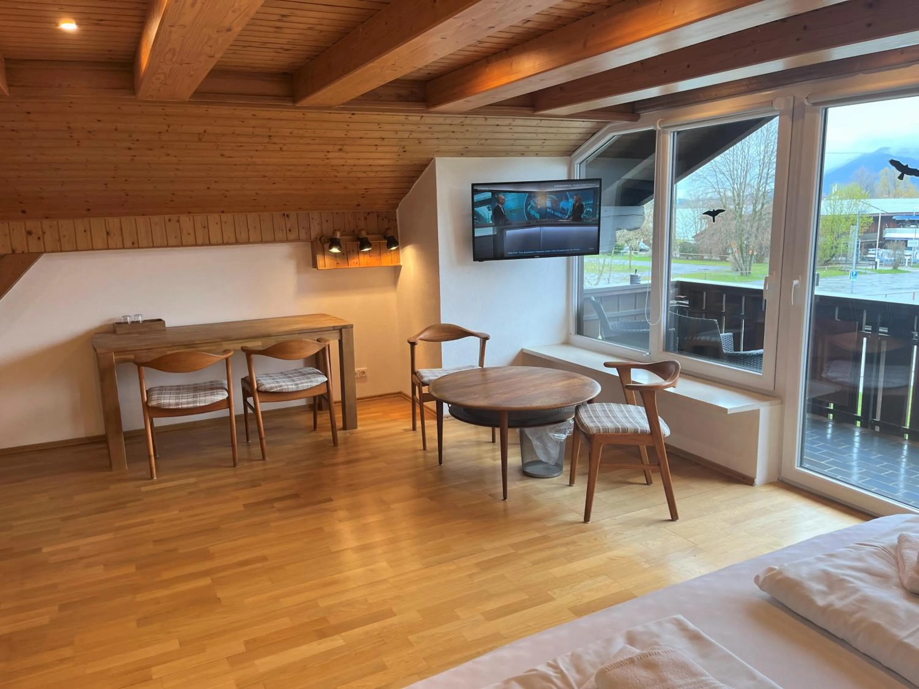 Photo of the whole room in Gästehaus Forggensee