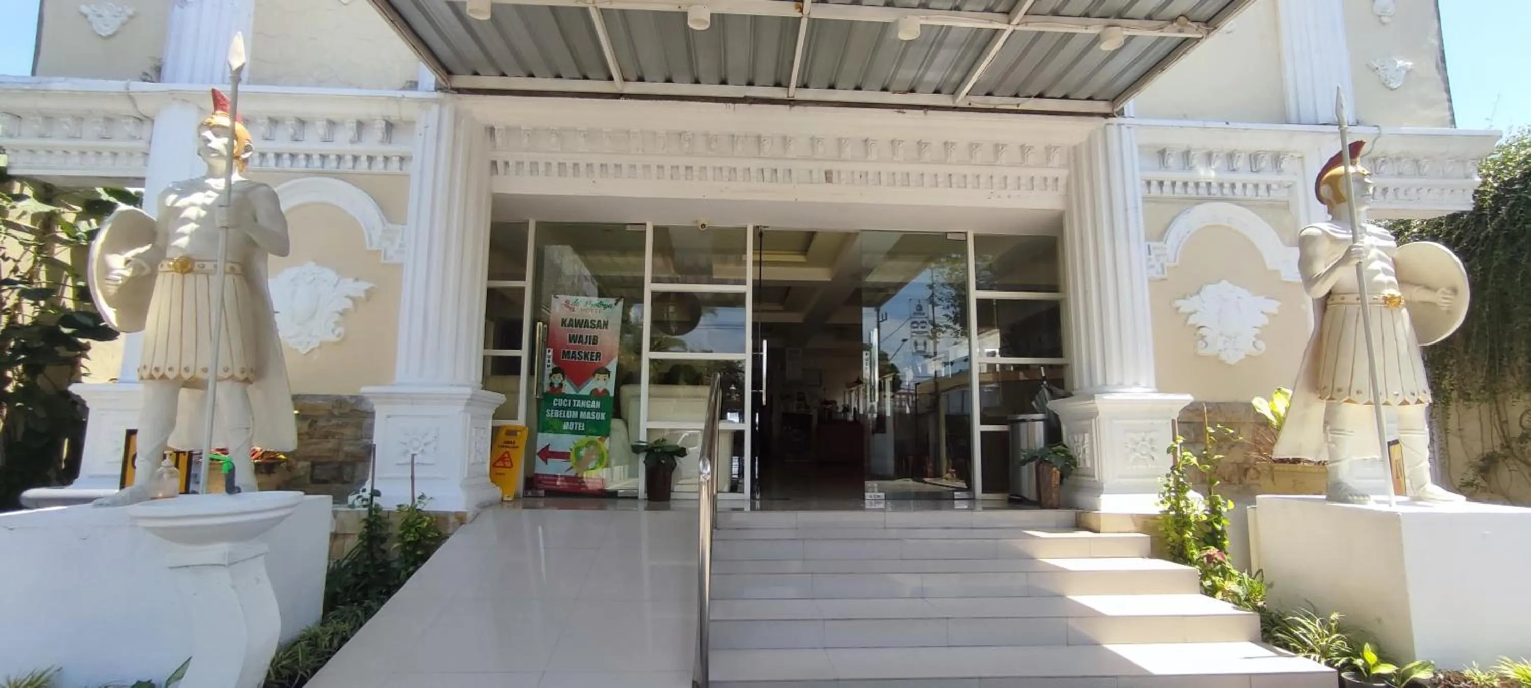 Votel Hotel De'Pratnya Kediri