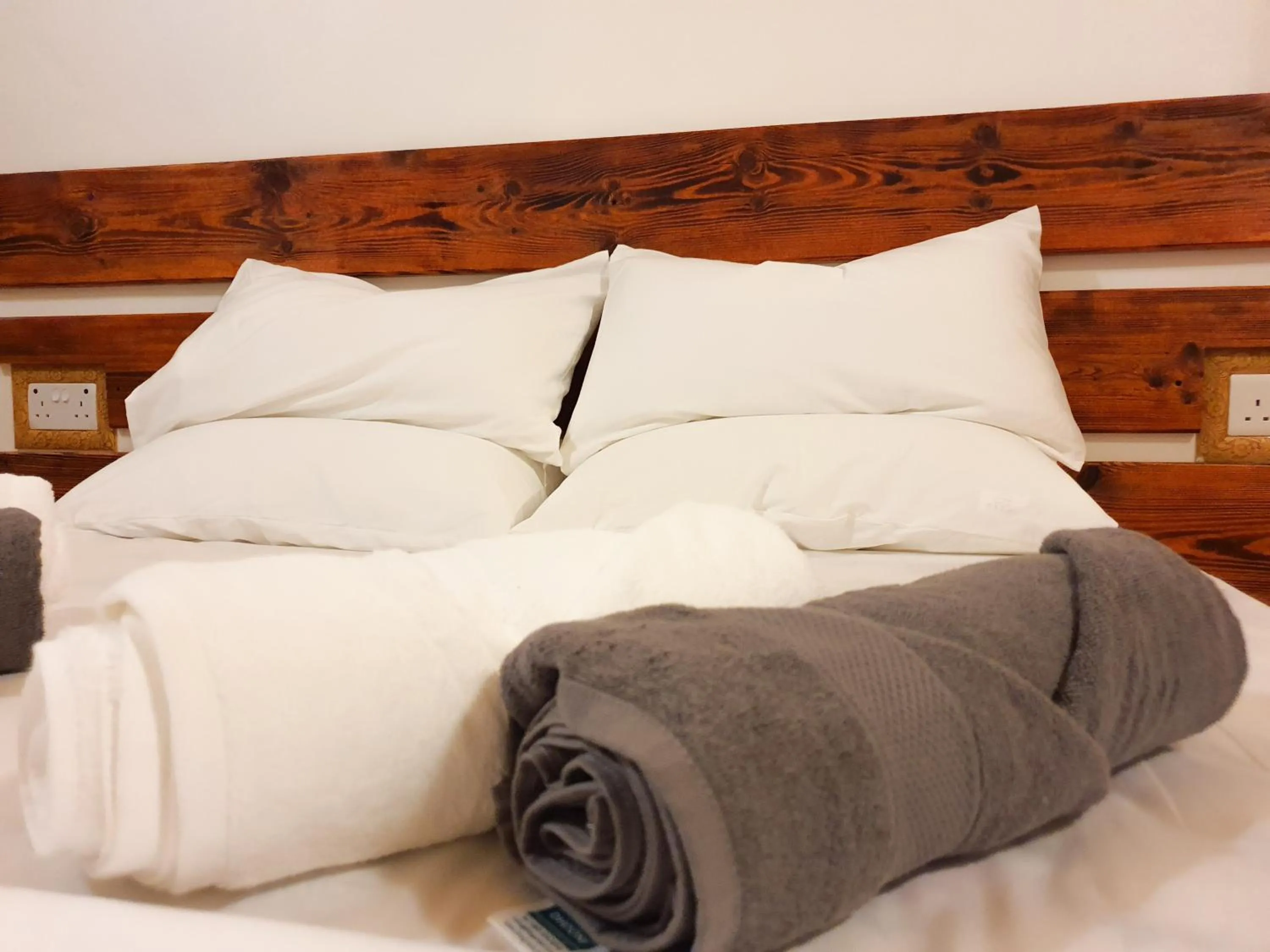 Bed in Thoddoo Island Life