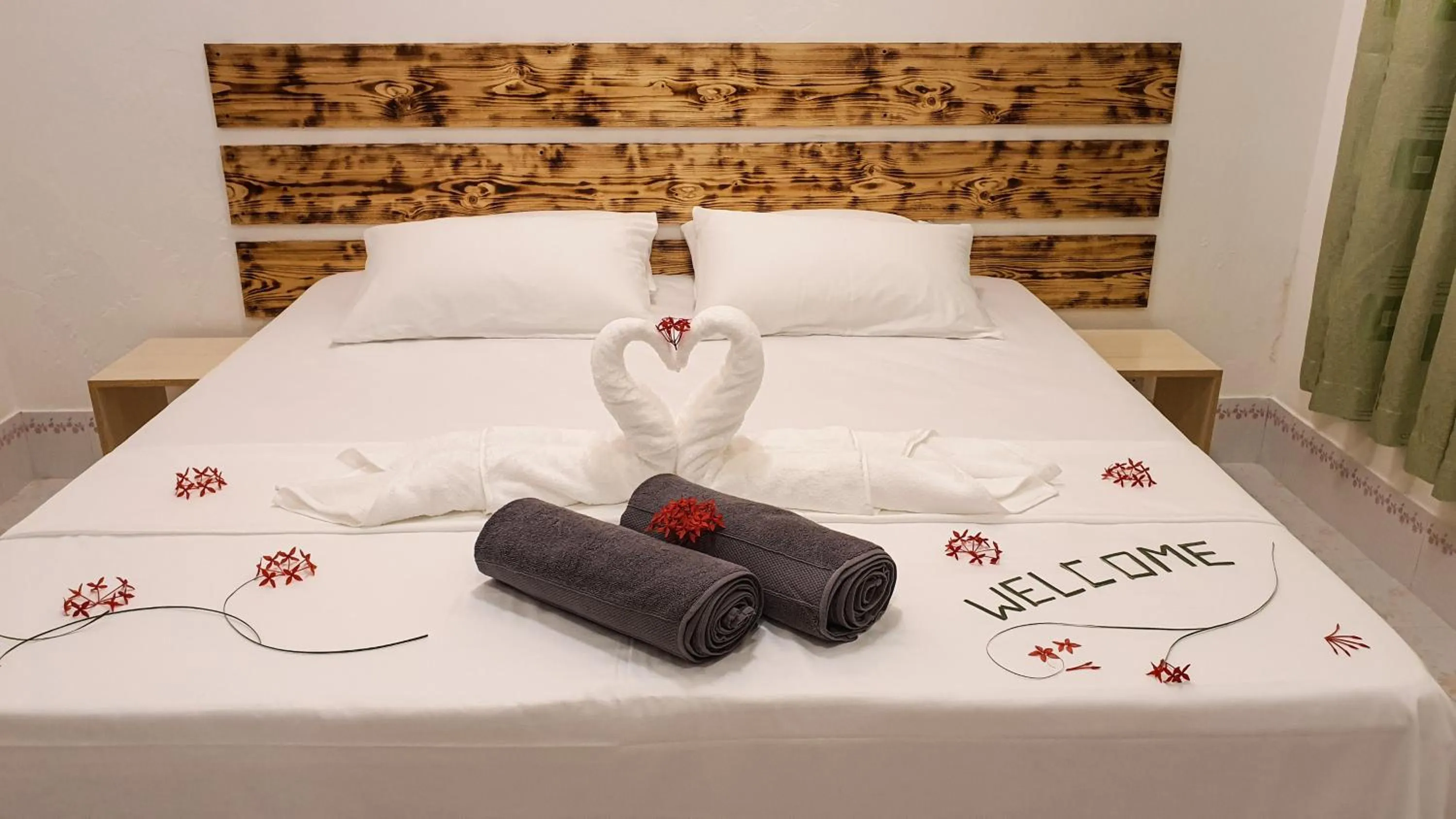 Bed in Thoddoo Island Life