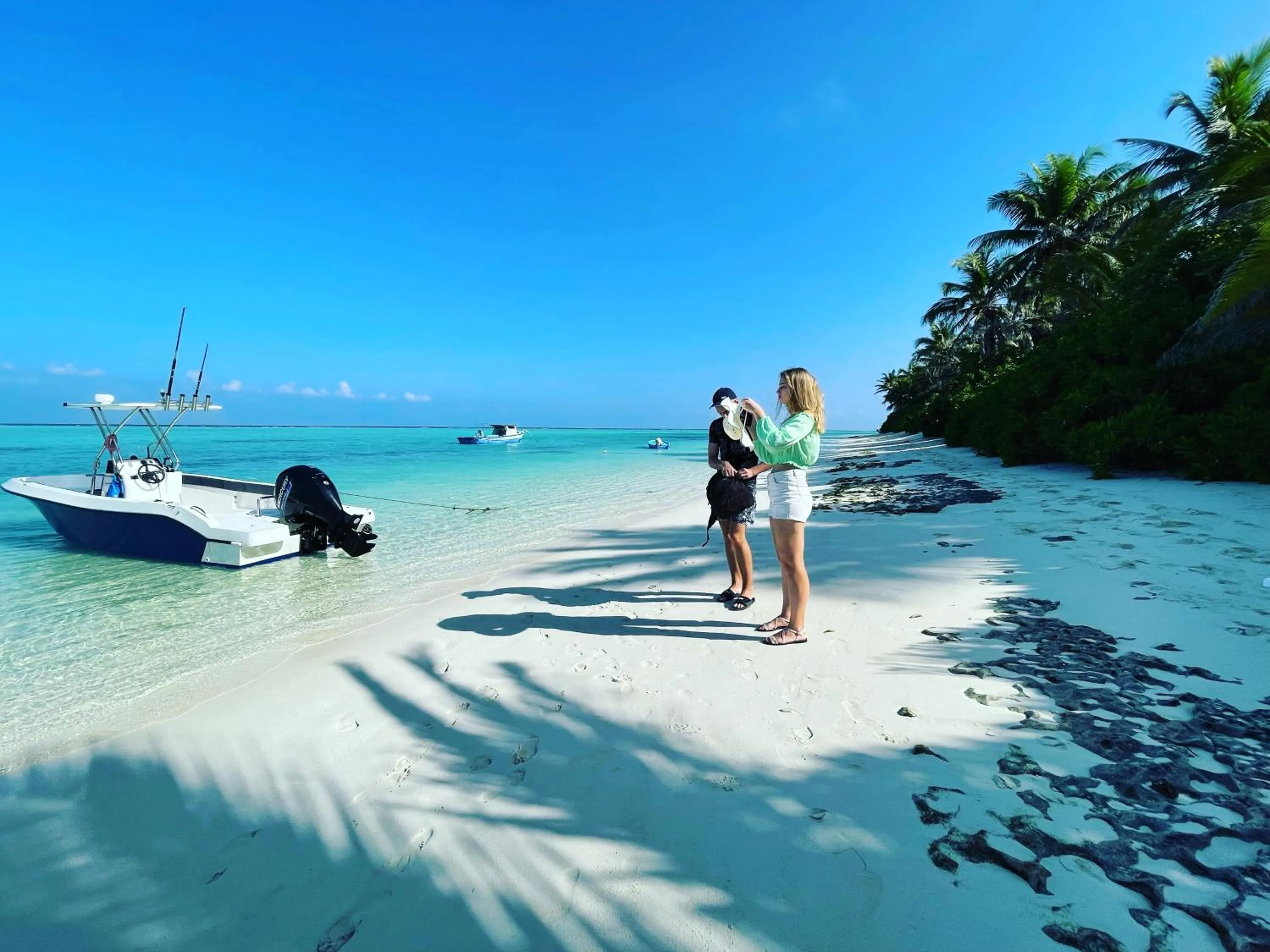 People in Thoddoo Island Life