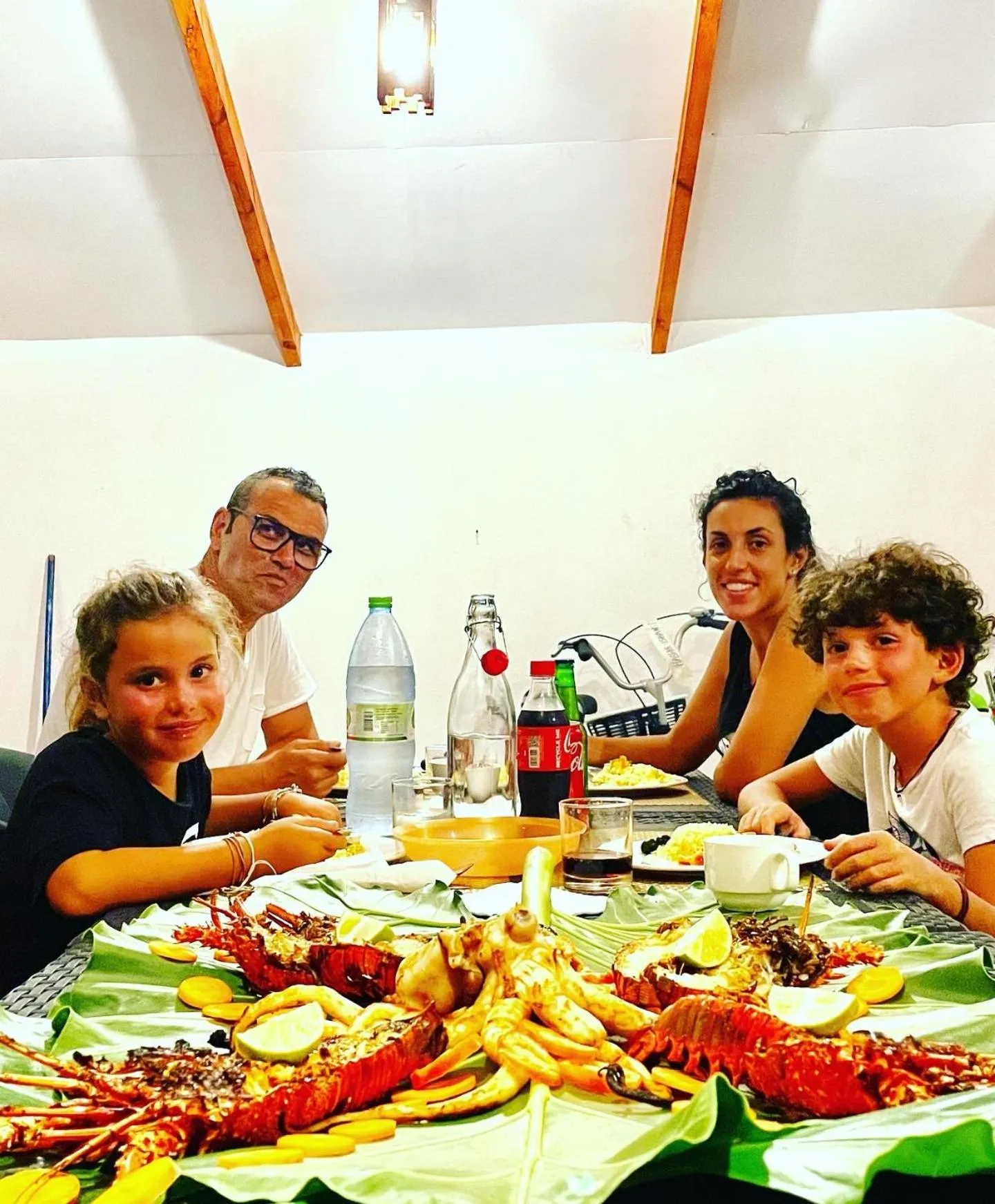 children in Thoddoo Island Life